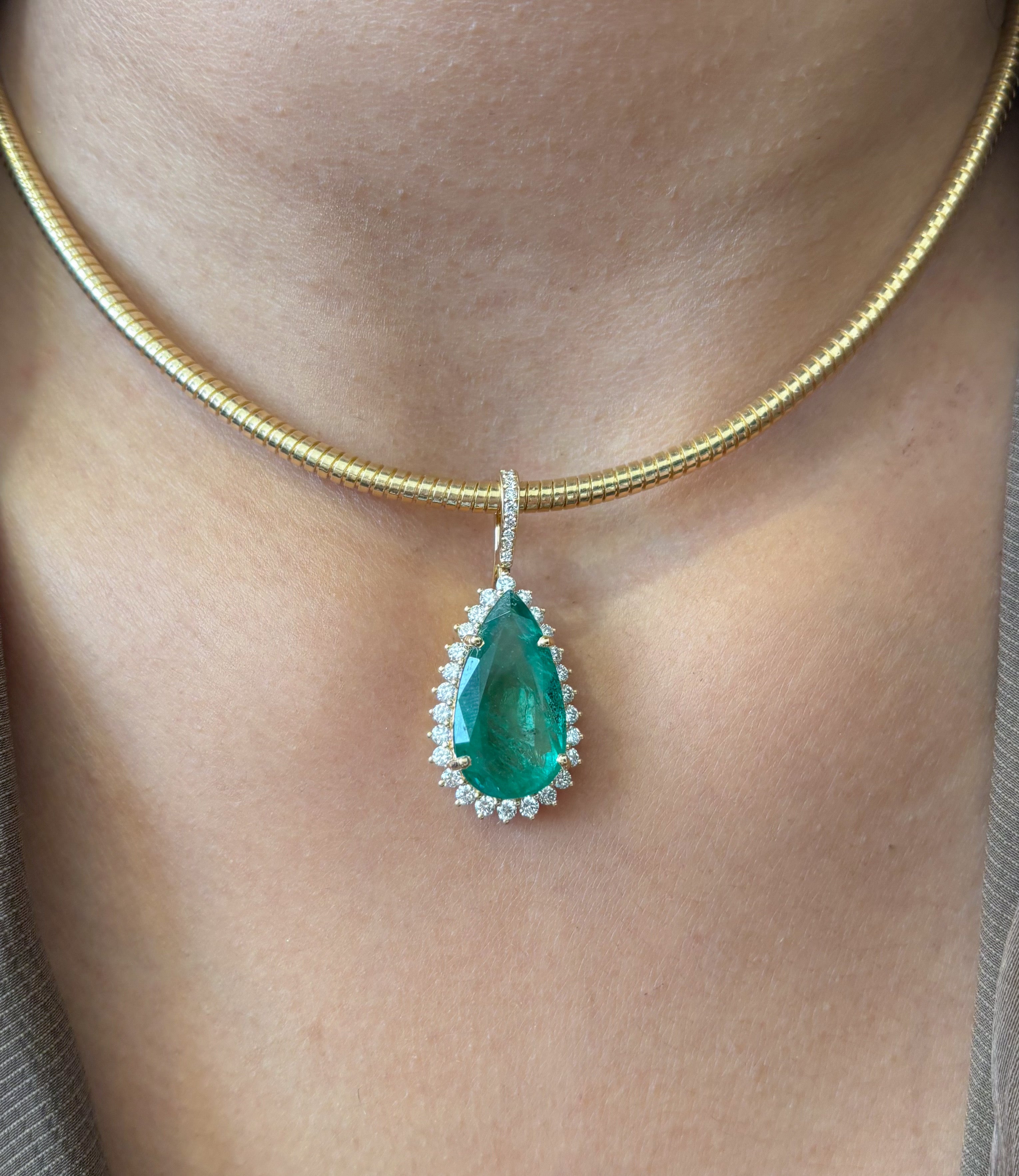 JPPD-1382/13031 Emerald Diamond Pendant | 18K