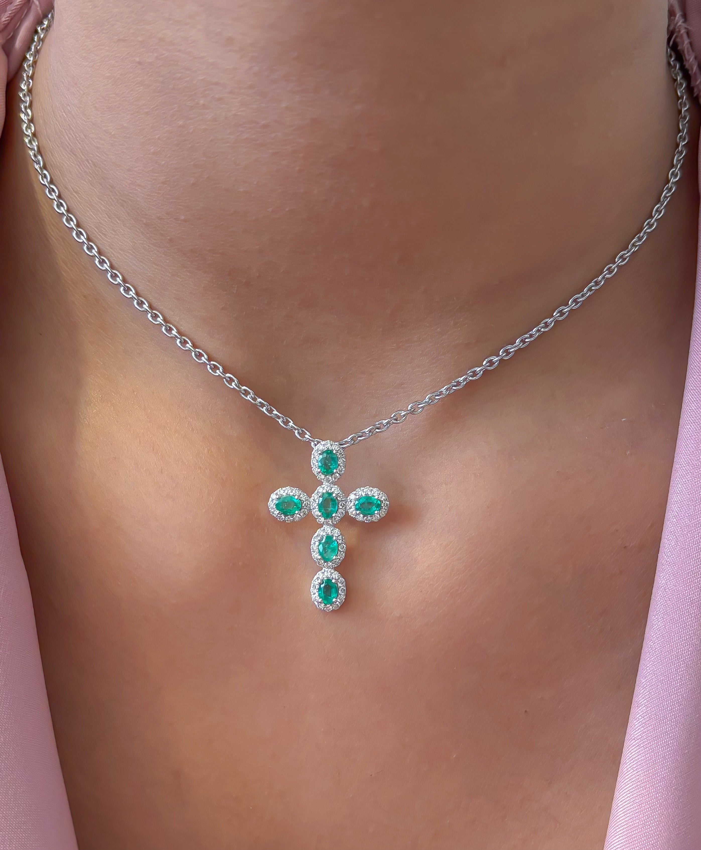JPPD-1402/13144 Emerald Diamond Pendant | 18K