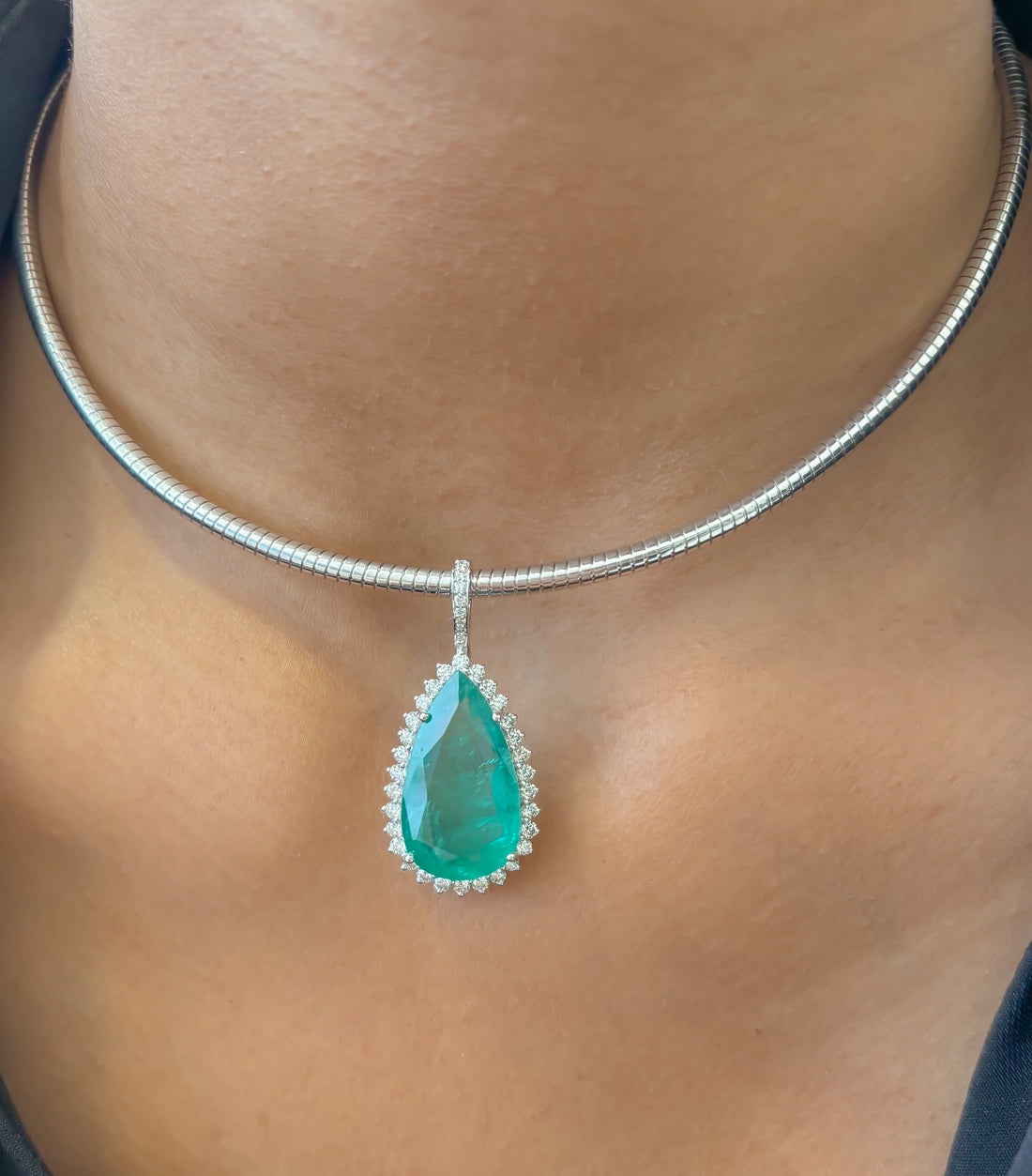 JPPD-1428/13272 Emerald Diamond Pendant | 18K