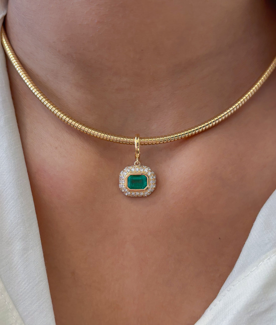 JPPD-1476/13666 Emerald Diamond Pendant | 18K