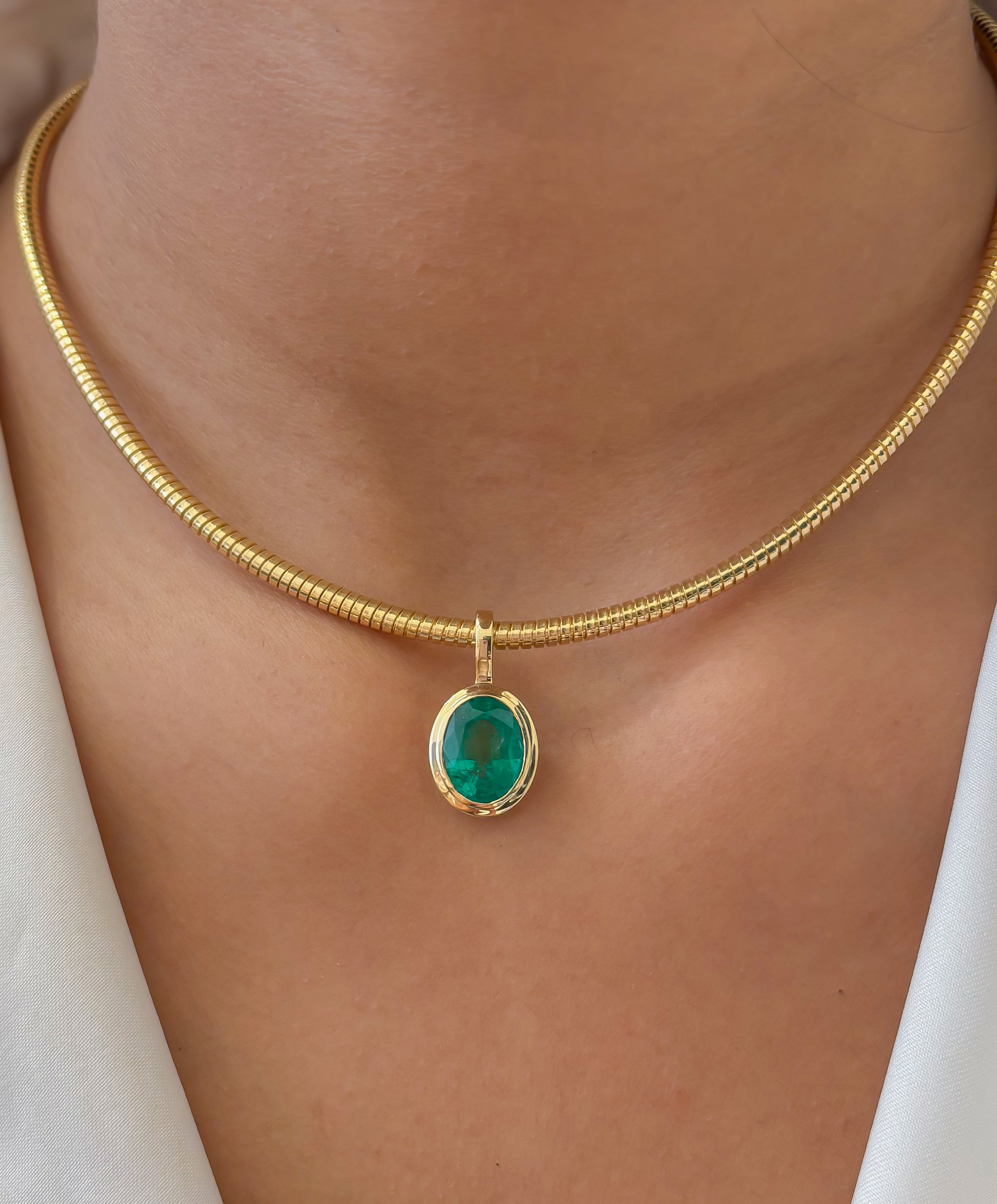 JPPD-1499/13818 Emerald Pendant | 18K