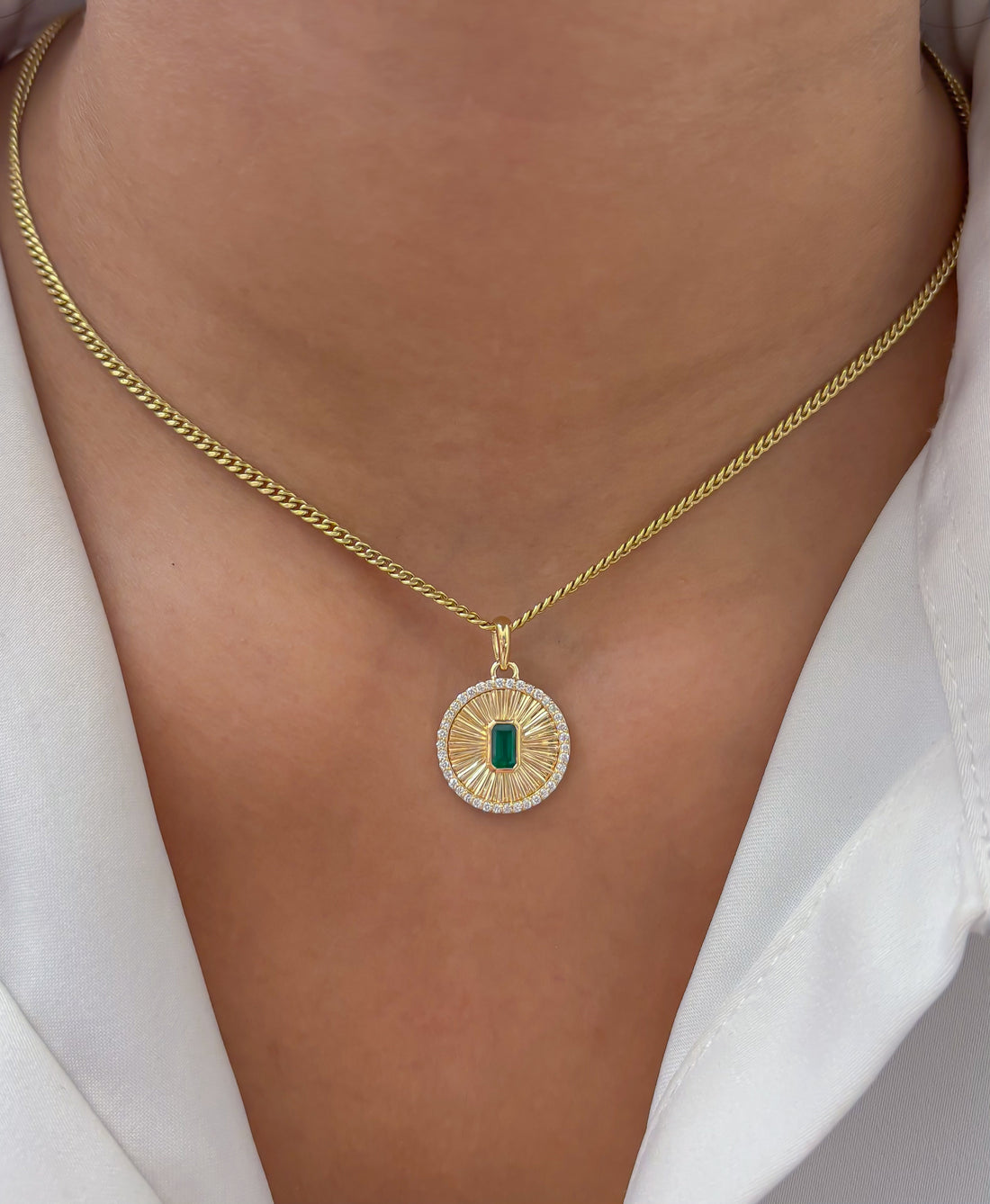JPPD-1504/13829 Emerald Diamond Pendant | 18K