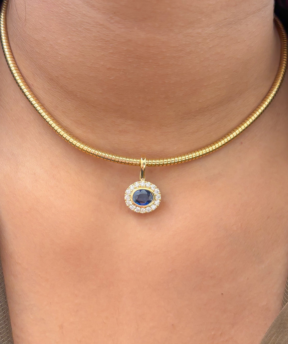 JPPD-1508/13871 Blue Sapphire Diamond Pendant | 18K