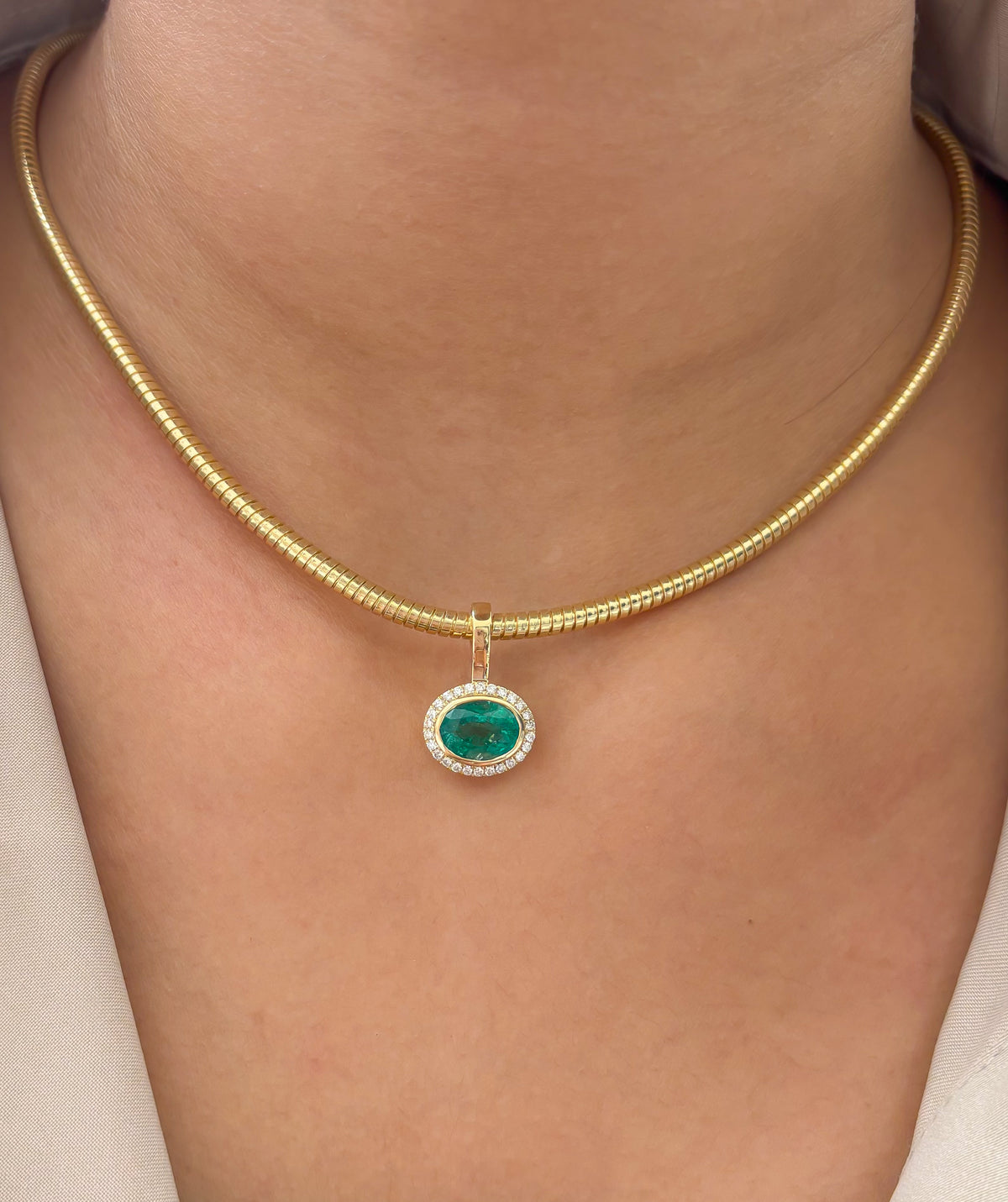 JPPD-1567/14024 Diamond Emerald Pendant | 18K