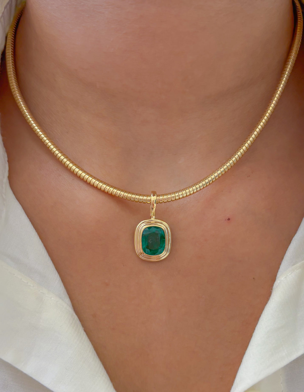 JPPD-1610/14097 Emerald Pendant | 18K