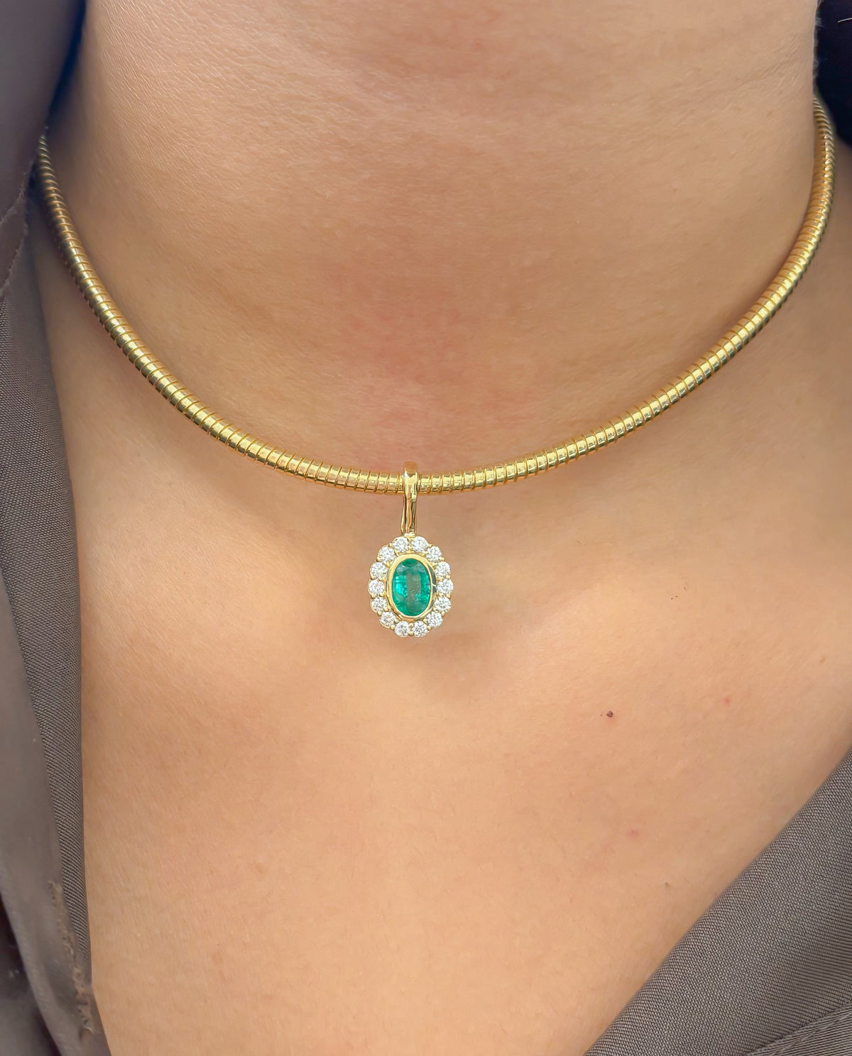 JPPD-1636/14136 Emerald Diamond Pendant | 18K