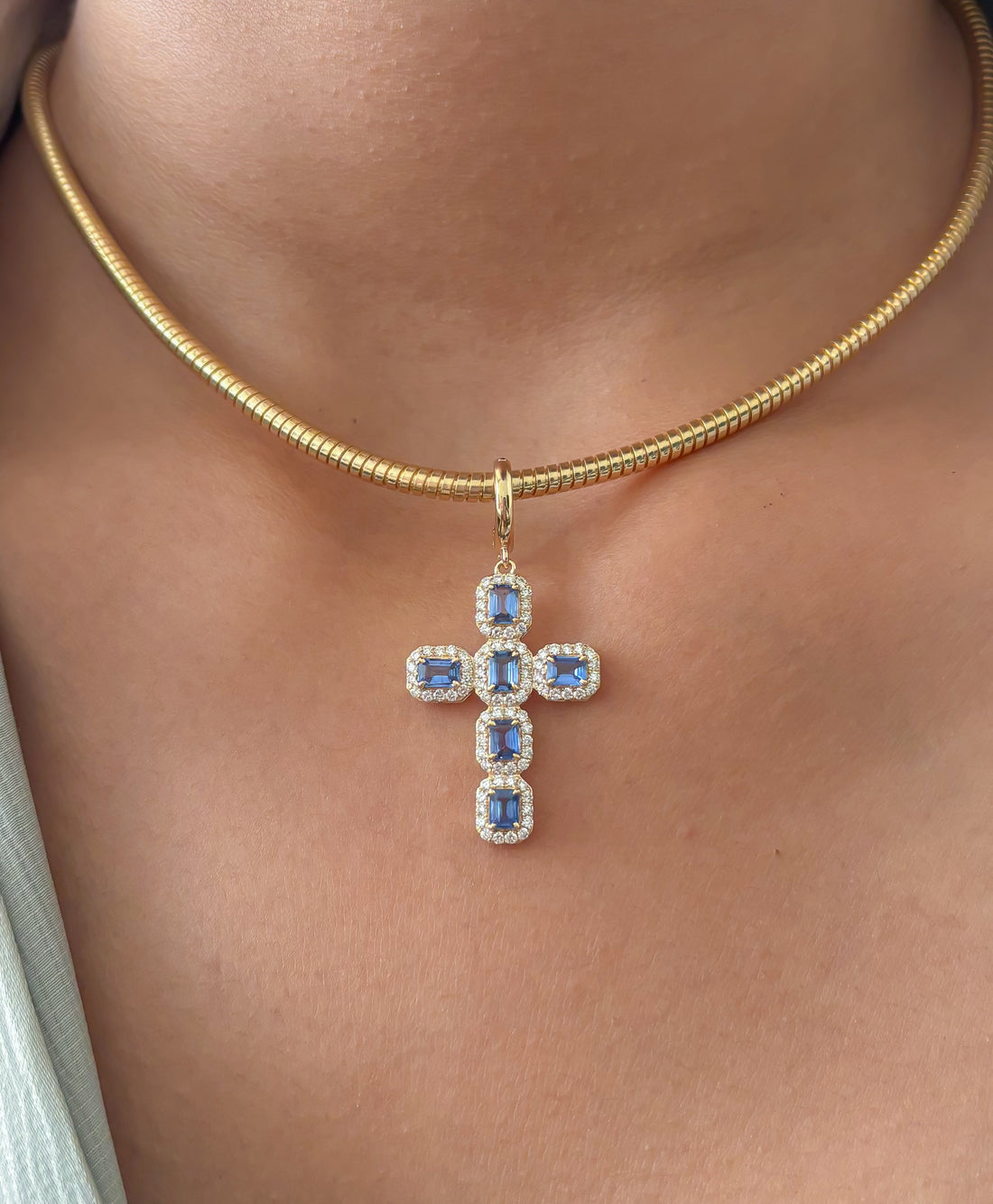 JPPD-1690/14198 Blue Sapphire Diamond Pendant | 14K
