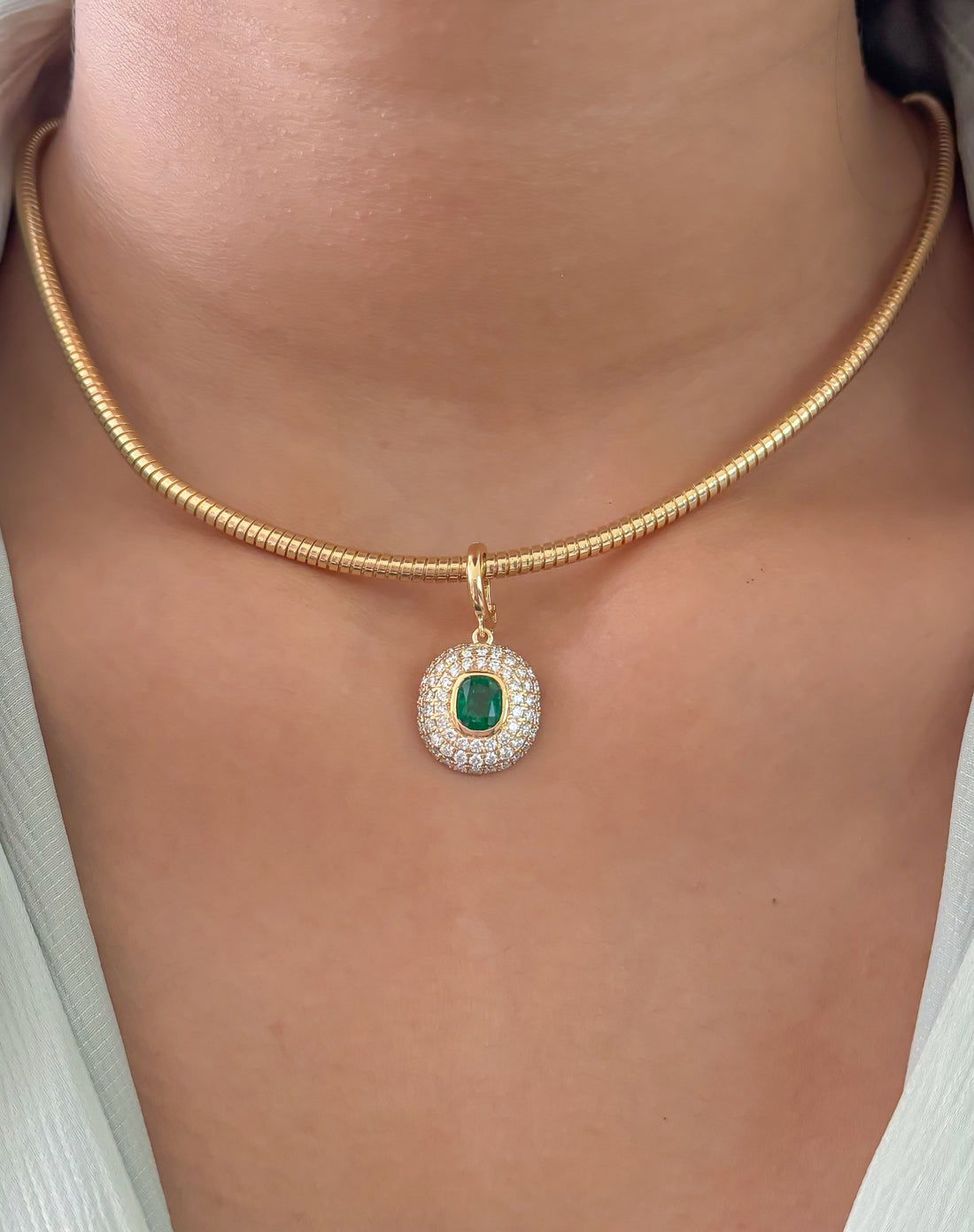 JPPD-1706/14222 Emerald Diamond Pendant | 18K