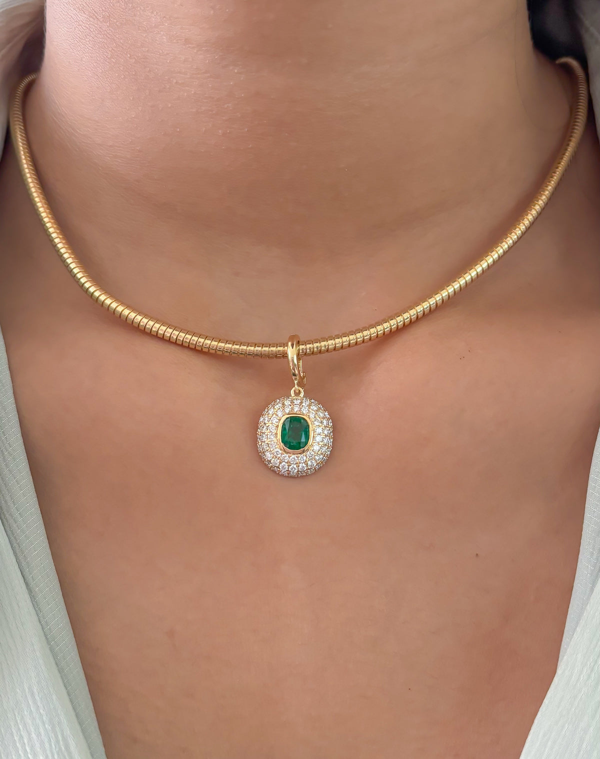 JPPD-1706/14222 Emerald Diamond Pendant | 18K