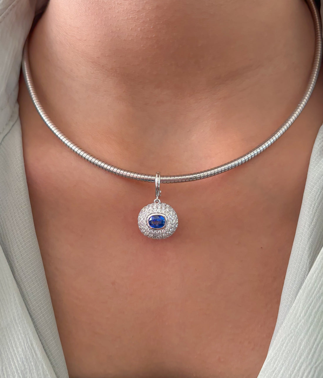JPPD-1710/14227 Blue Sapphire Diamond Pendant | 18K