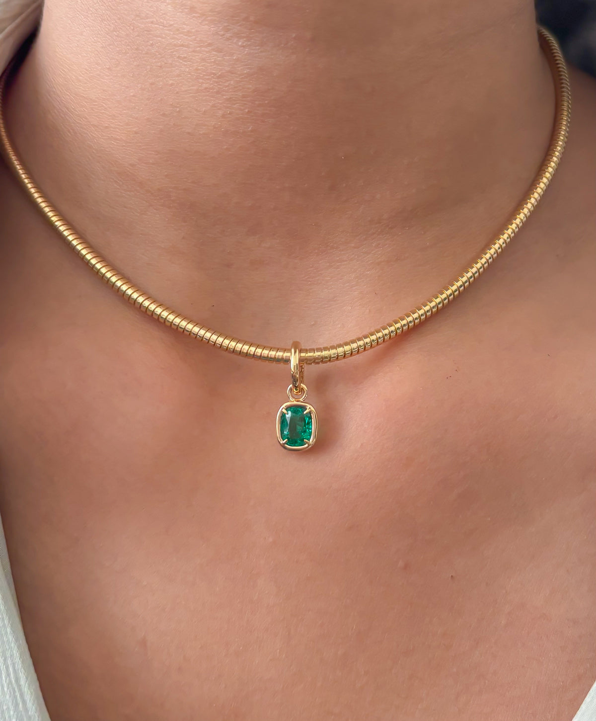 JPPD-1716/14233 Emerald Pendant | 18K
