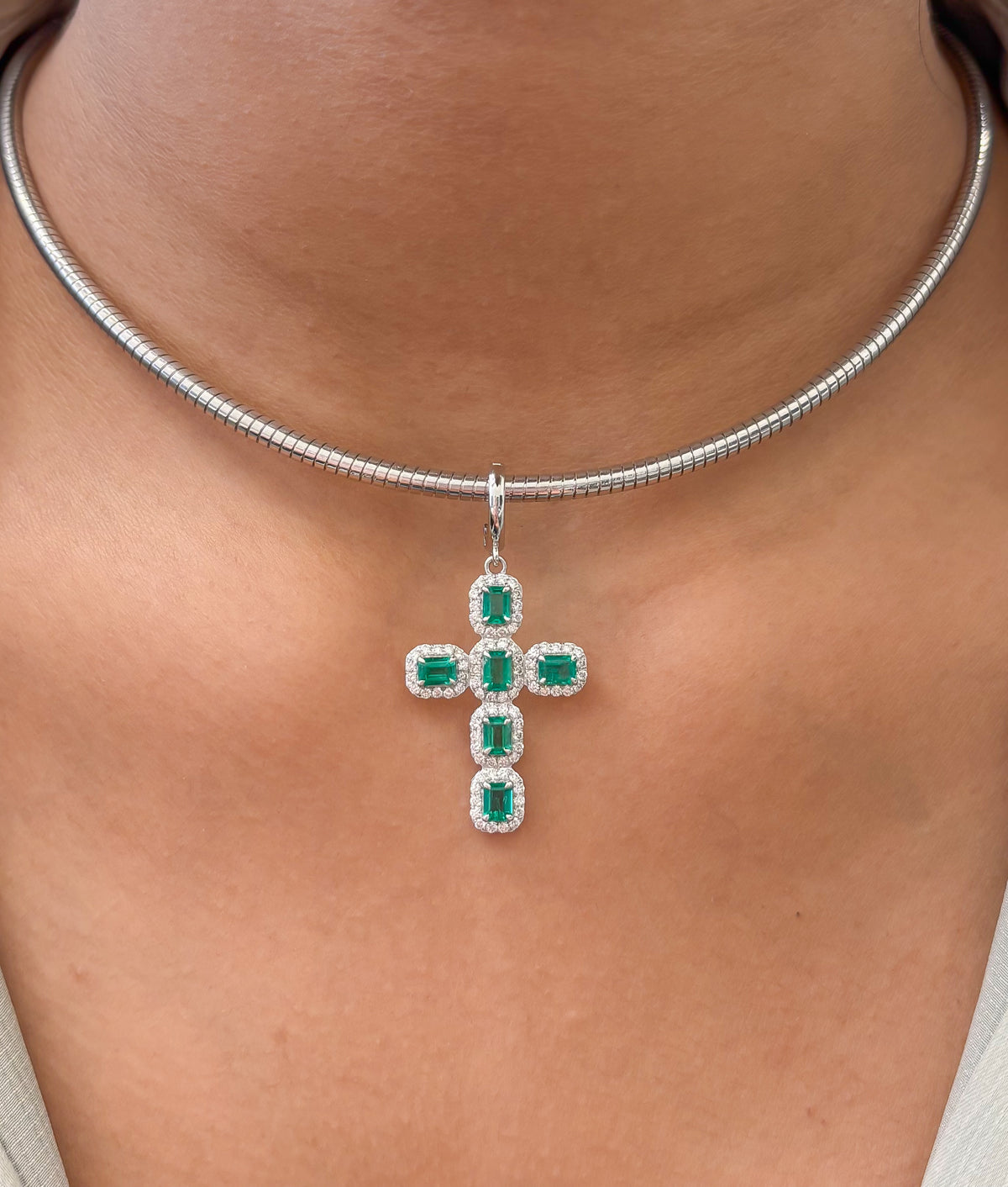 JPPD-1897/14532 Emerald Diamond Pendant | 18K