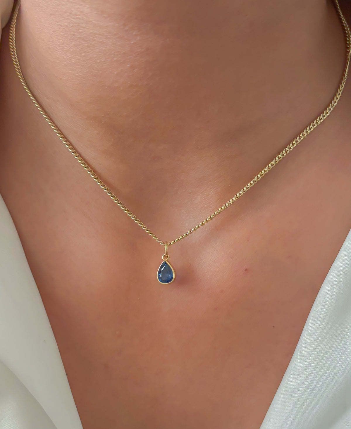JPPD-214/3163 Blue Sapphire Pear Charms Pendant | 18K