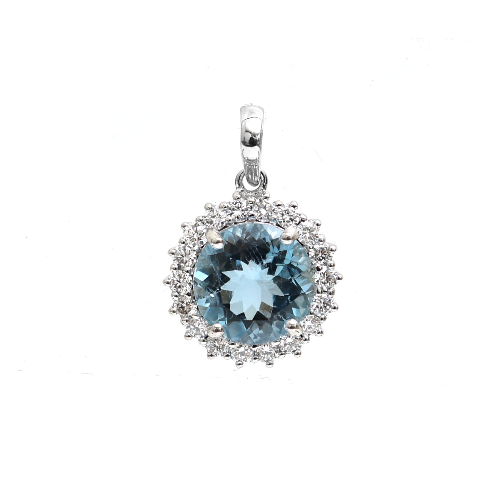 JPPD-395/6992 Aquamarine Round With Diamond Pendant | 18K