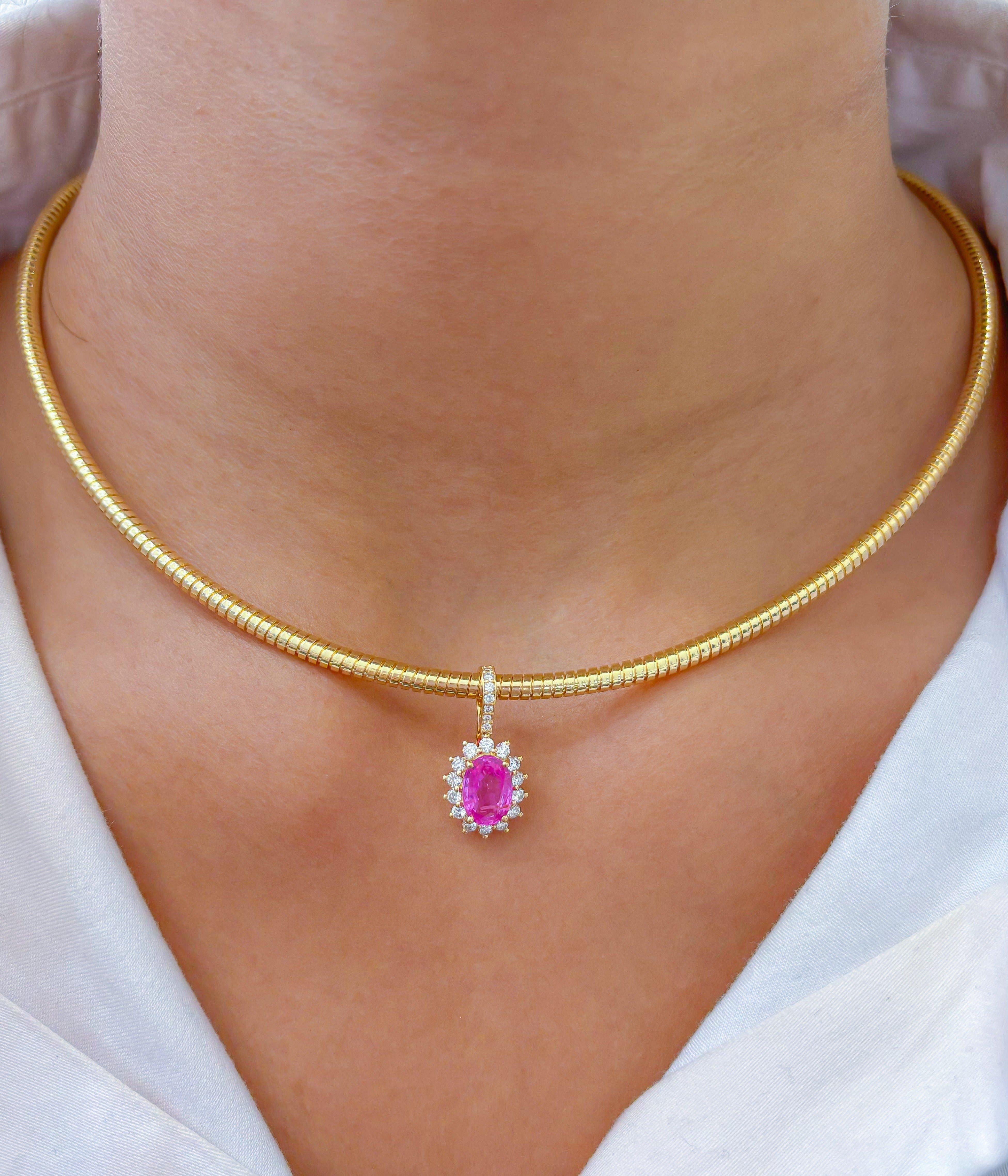 JPPD-665/8762 Pink Sapphire Helo Diamond Oval Pendant | 18K