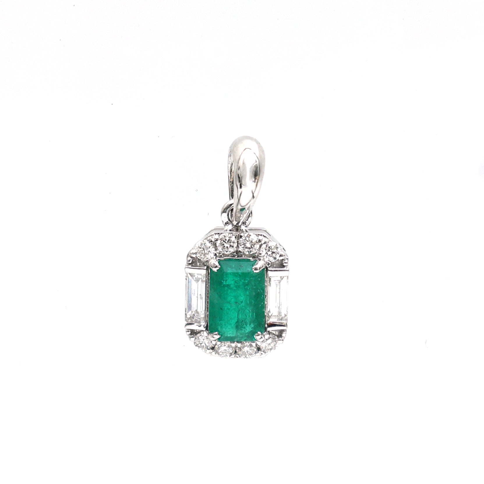 JPPD-692/8885 Emerald Diamond Pendant | 18K