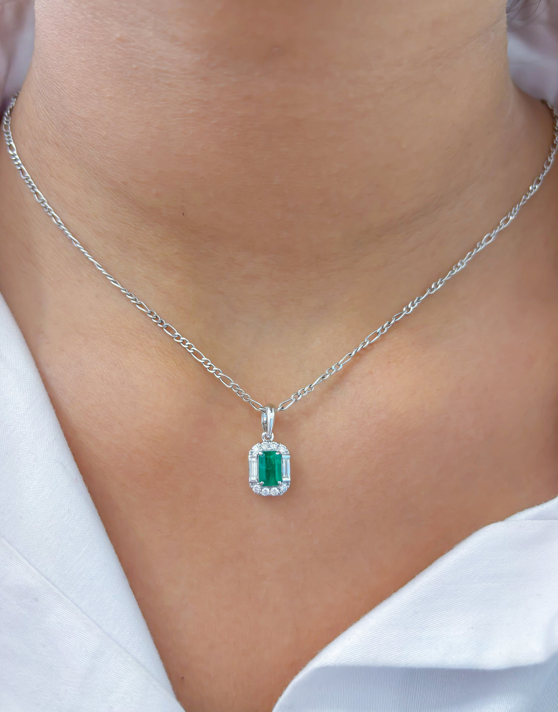JPPD-695/8888 Emerald Diamond Pendant | 18K