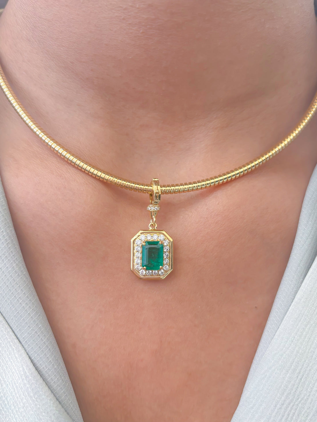 JPPD-703/8985 Emerald Diamond Pendant | 18K