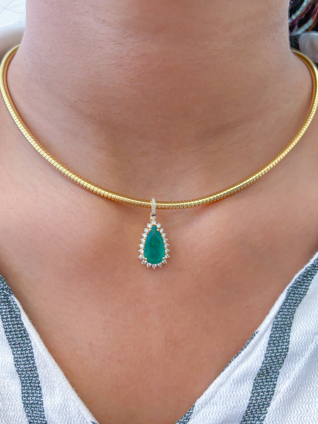 JPPD-766/9191 Emerald Diamond Pendant | 18K