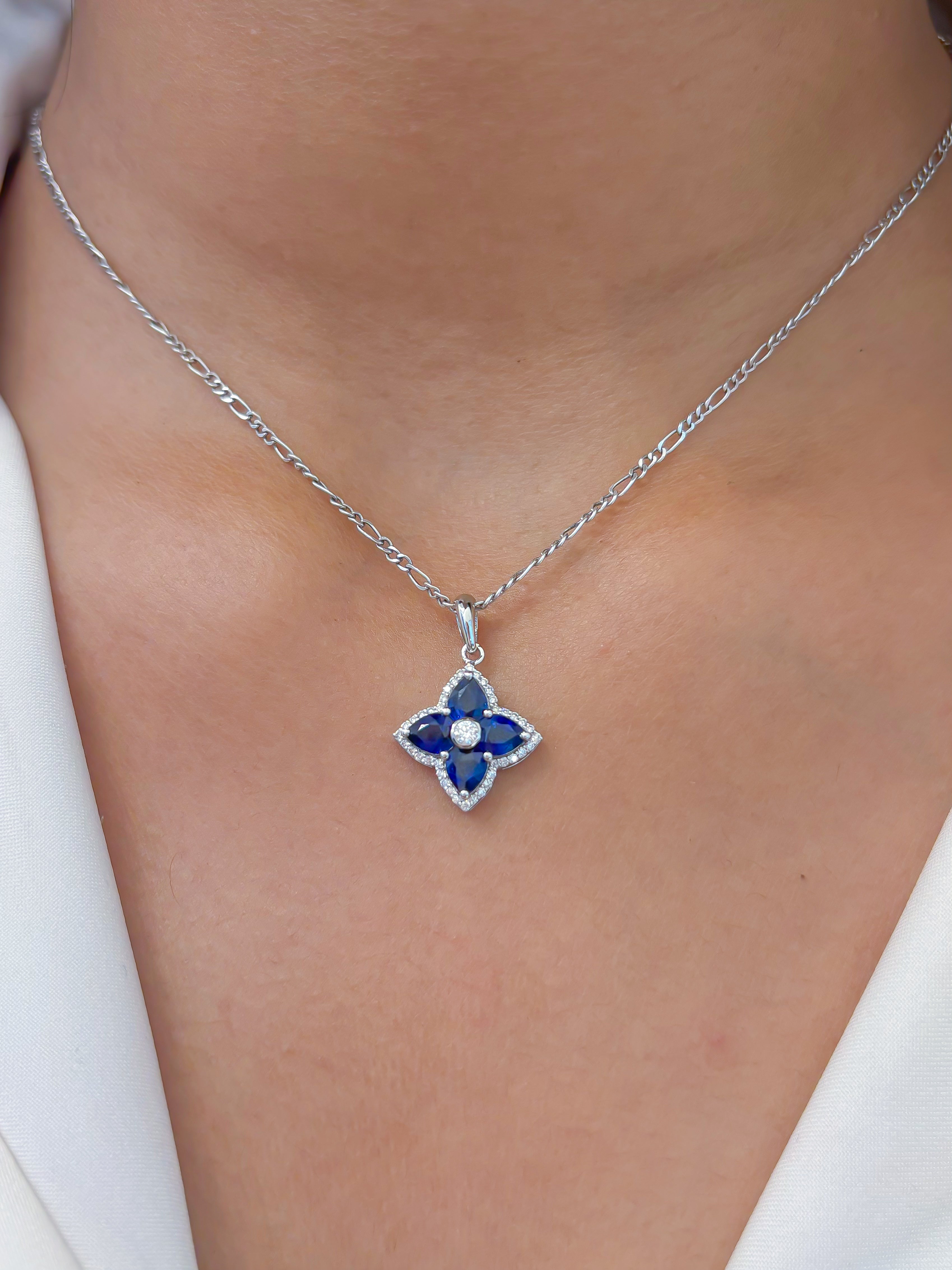 JPPD-822/9400 Blue Sapphire Diamond Pendant | 18K