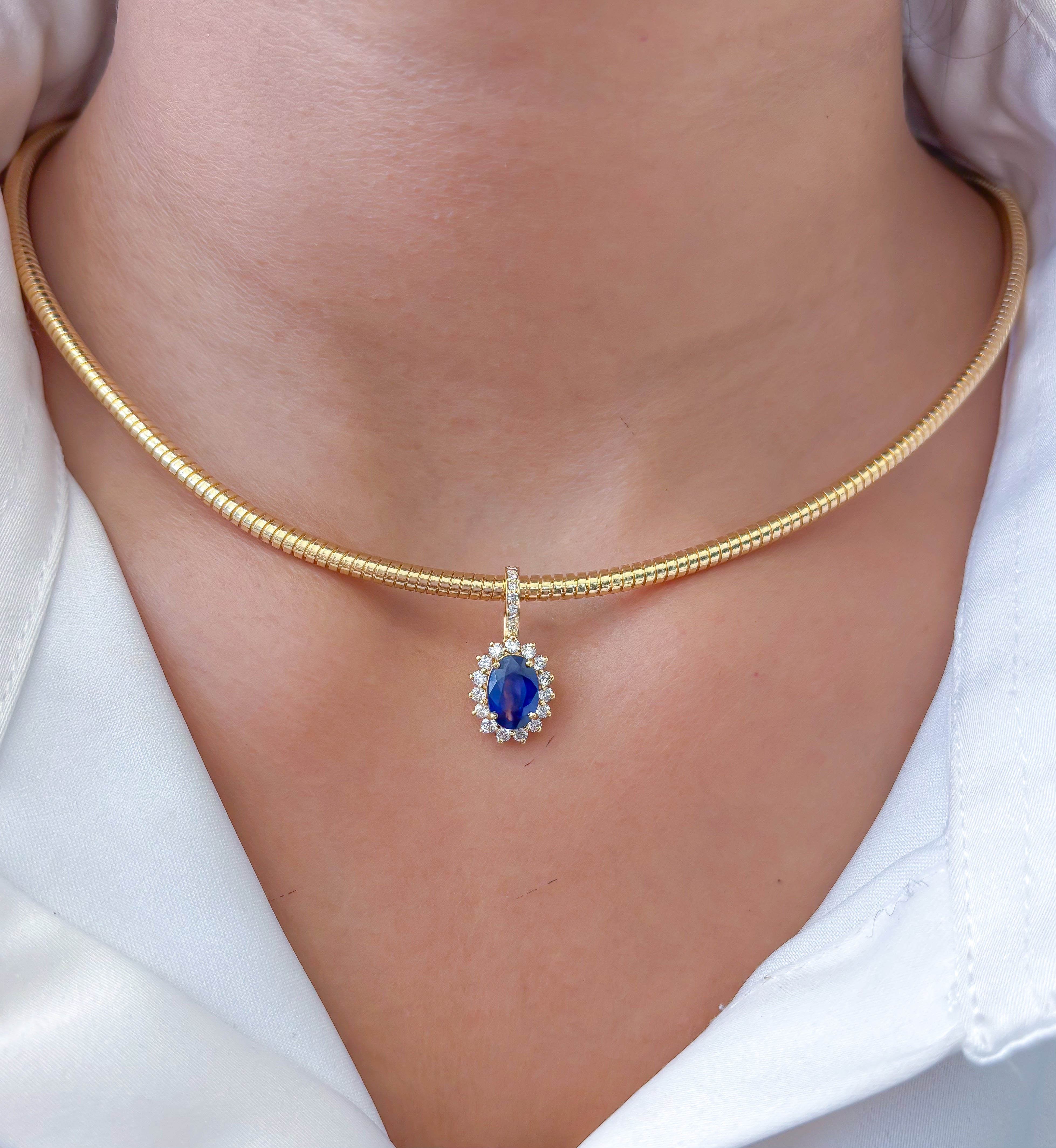 JPPD-849/9535 Blue Sapphire Helo Diamond Oval Pendant | 18K