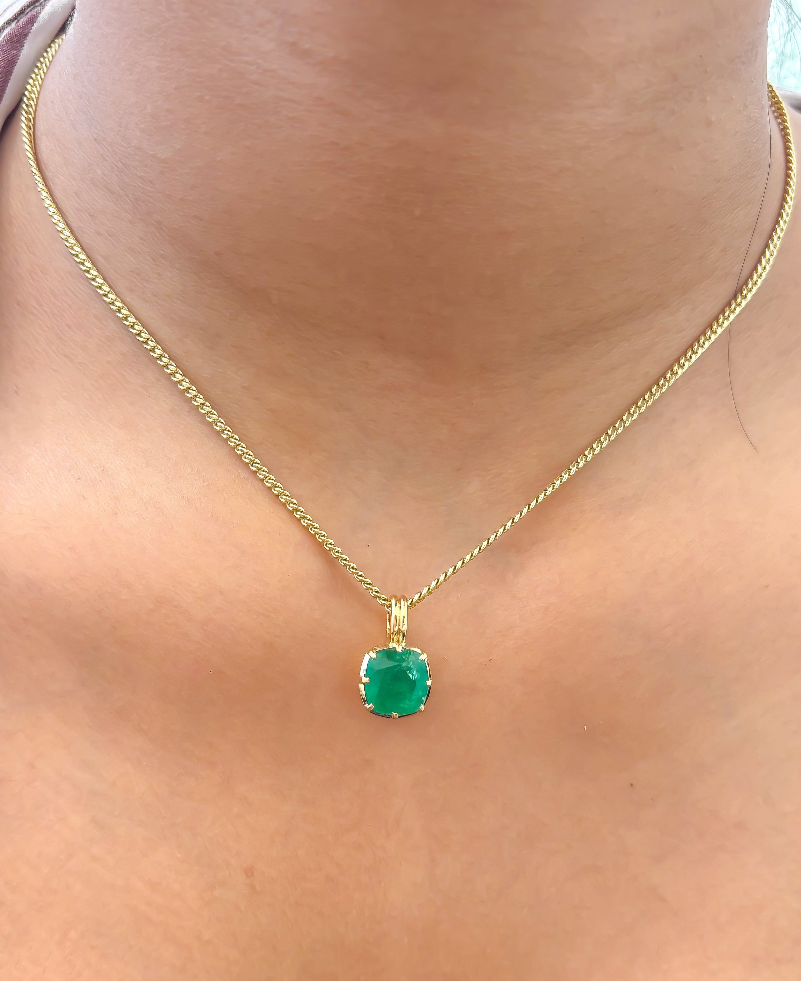 JPPD-943/10114 Emerald Pendant | 18K