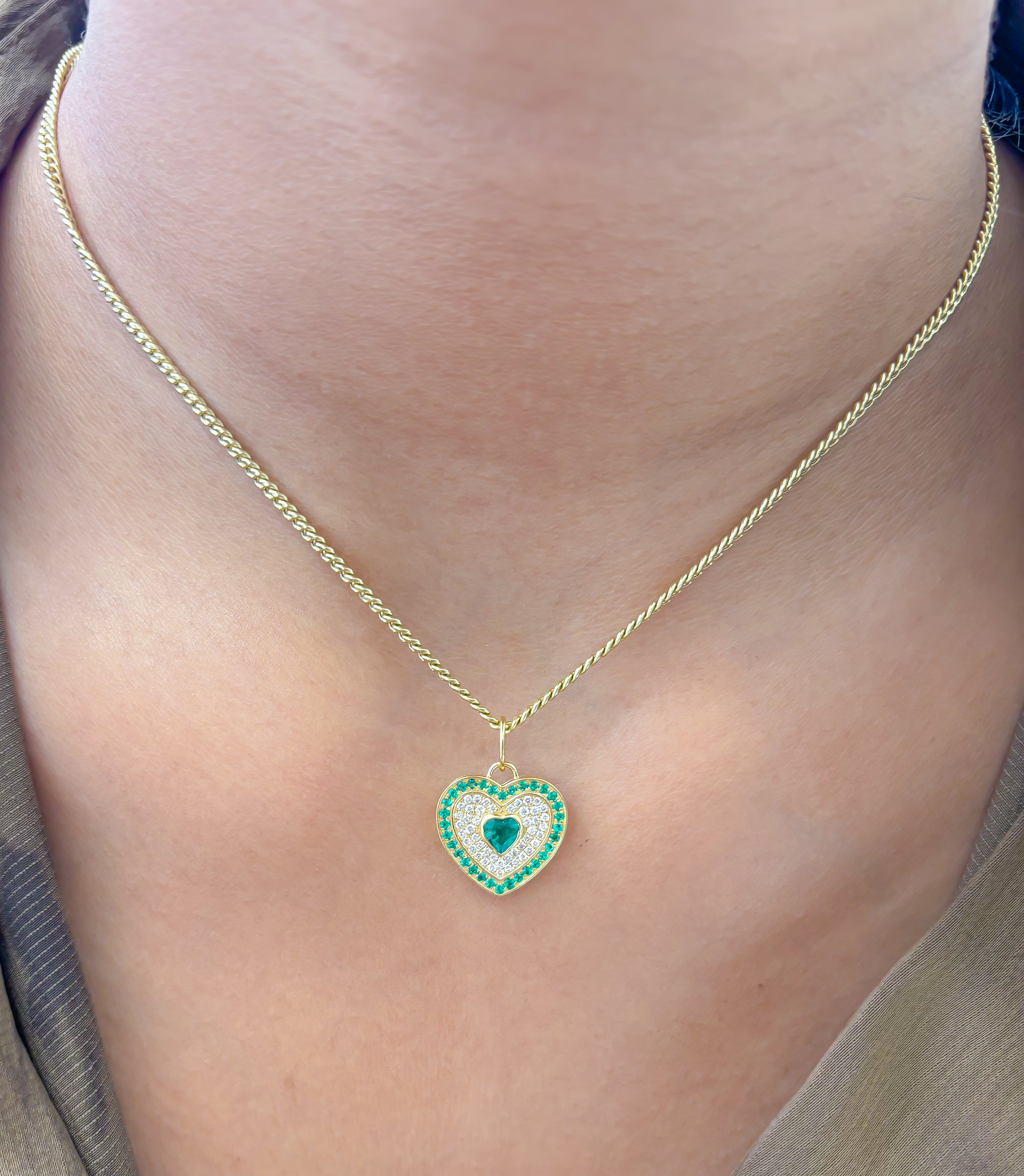 JPPD-957/10232 Emerald Diamond Pendant | 18K