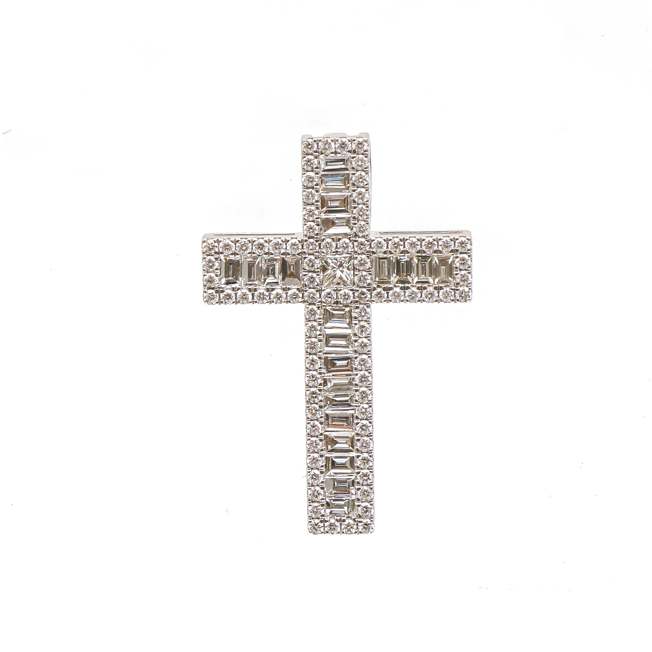 JPPD-960/10235 Diamond Pendant | 18K
