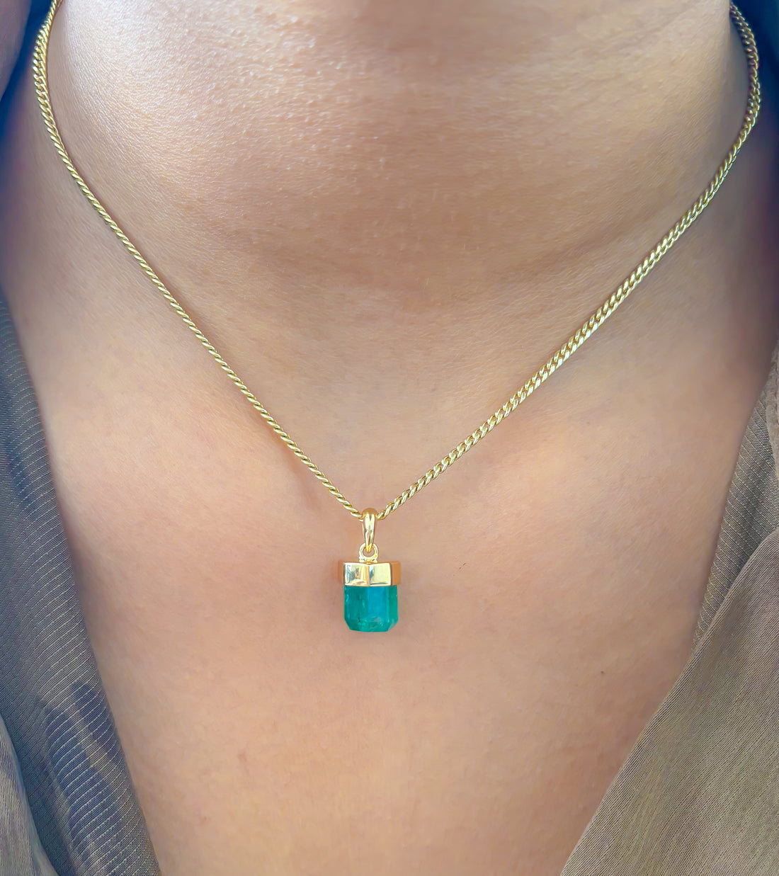 JPPD-977/10276 Emerald Pendant | 18K