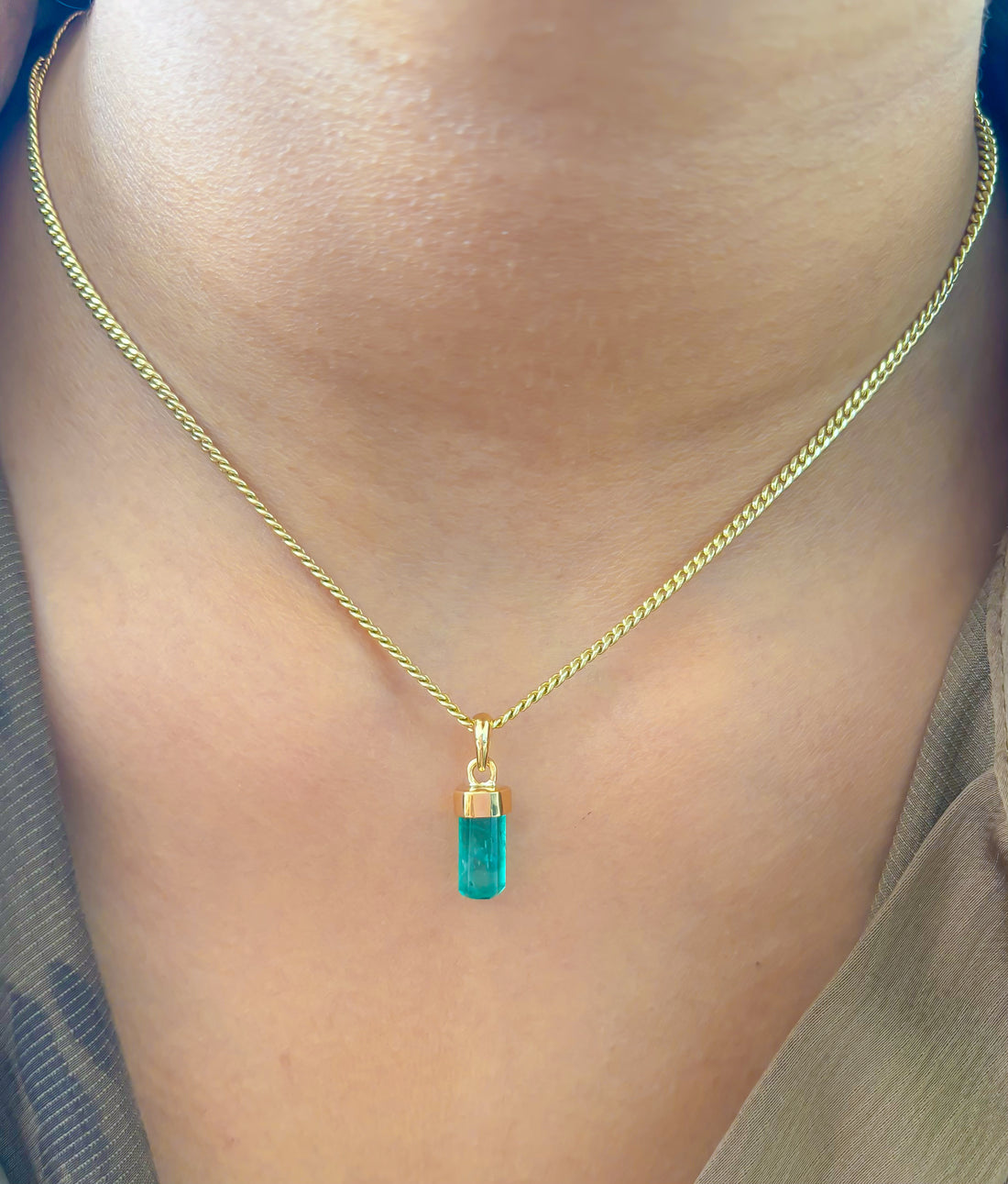 JPPD-978/10277 Emerald Pendant | 18K