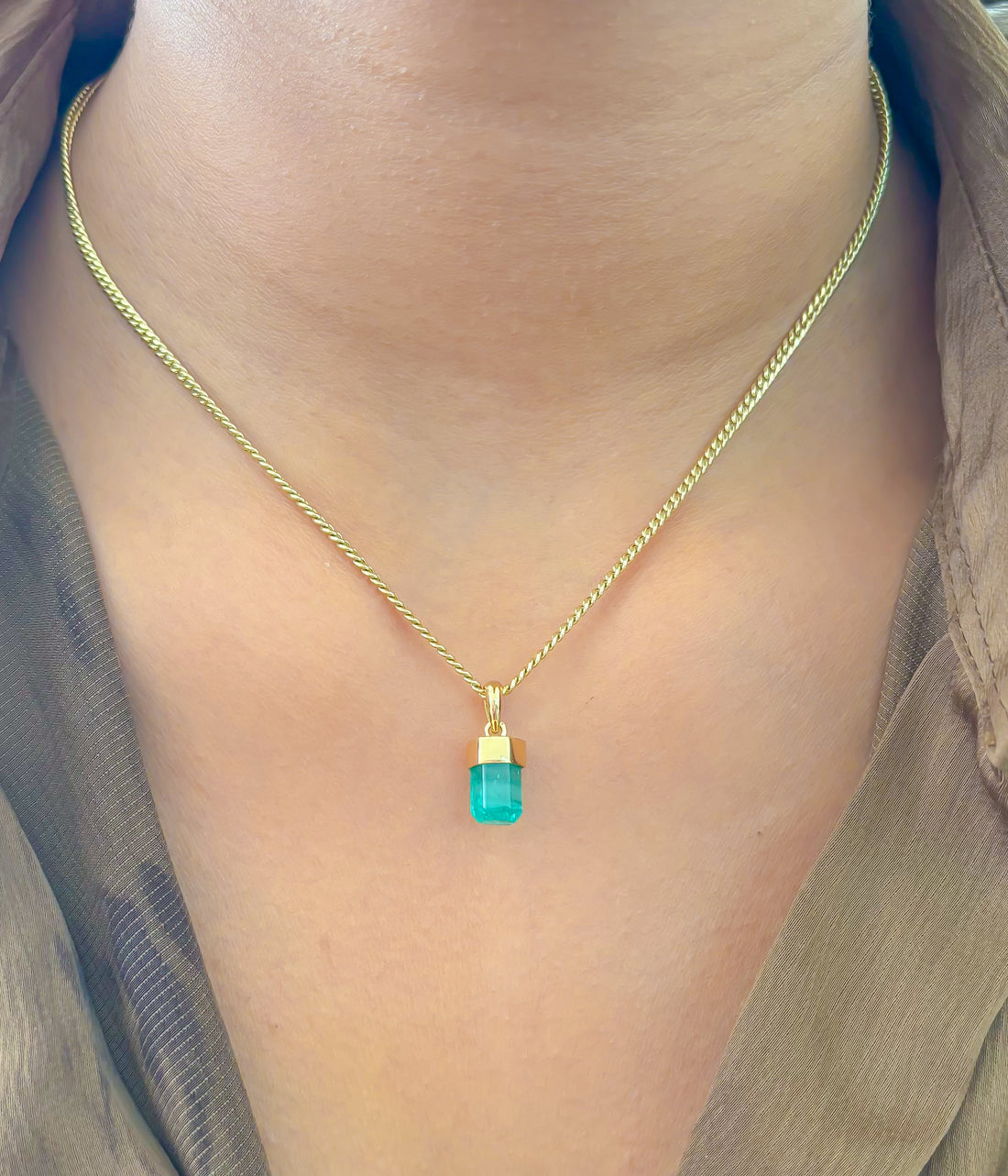JPPD-983/10282 Emerald Pendant | 18K