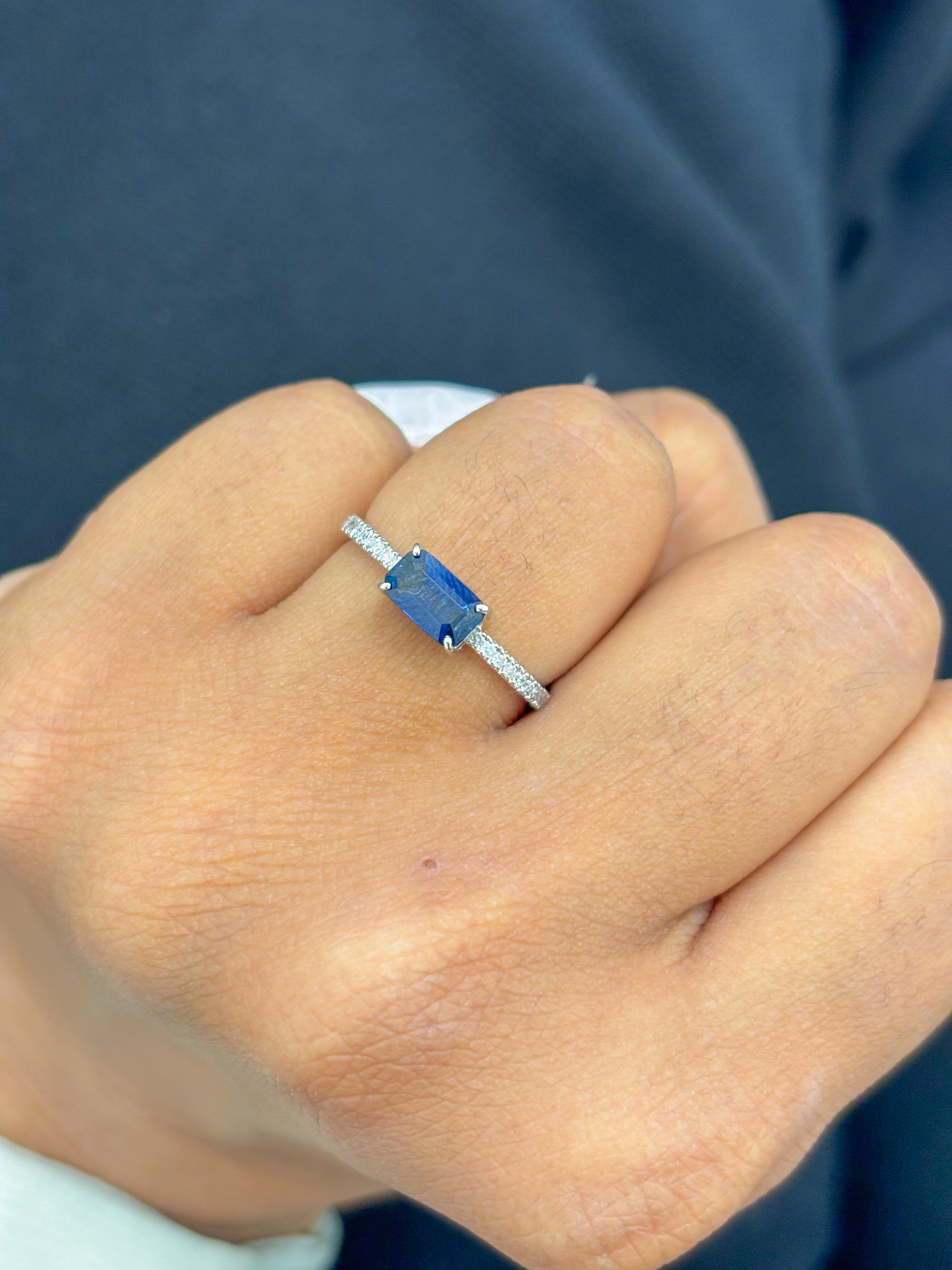 JPRG-1069/2555 Blue Sapphire Diamond Octagon Thin Ring | 18K