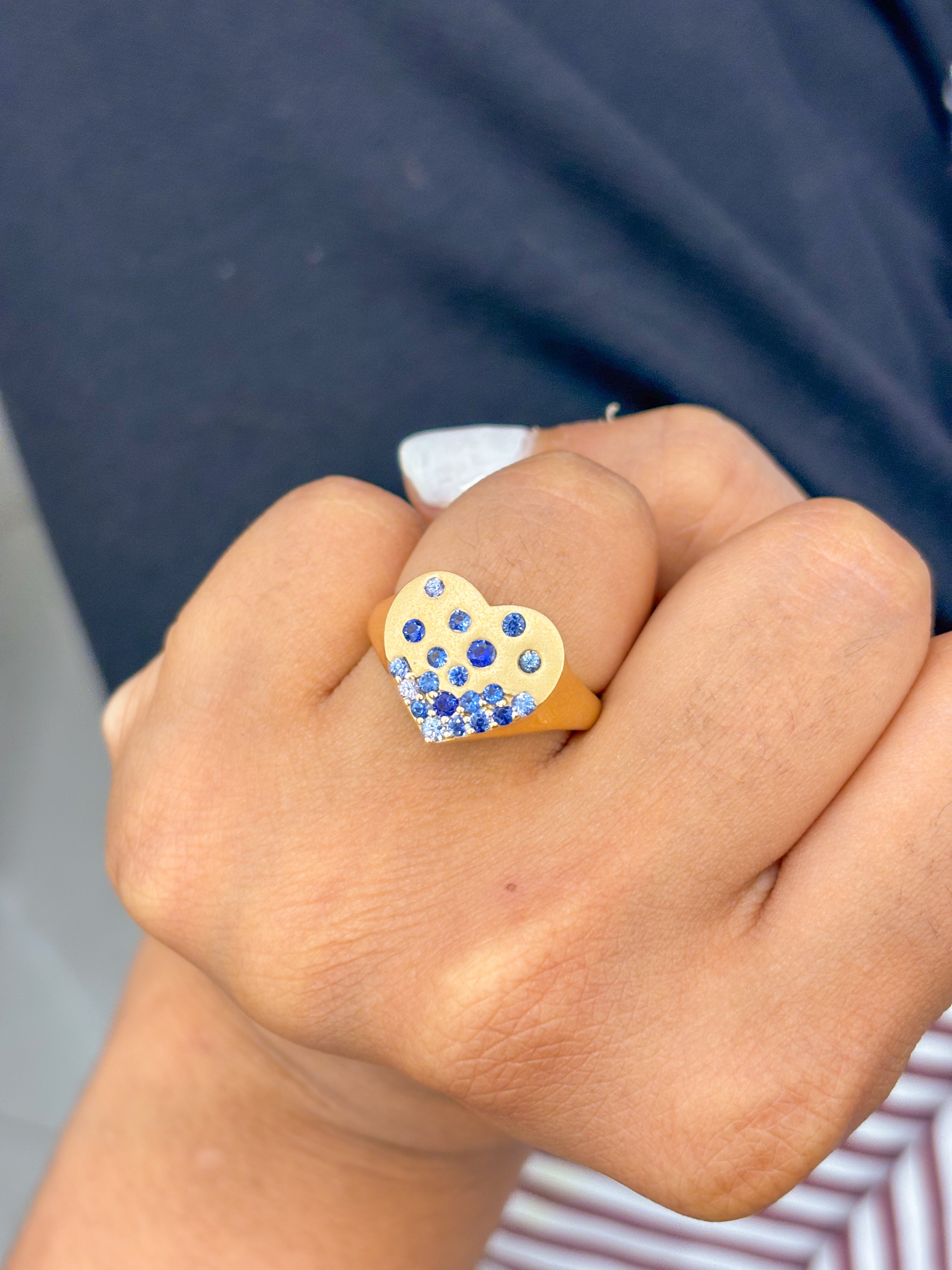 JPRG-1633/4109 Blue Sapphire Ring | 18K