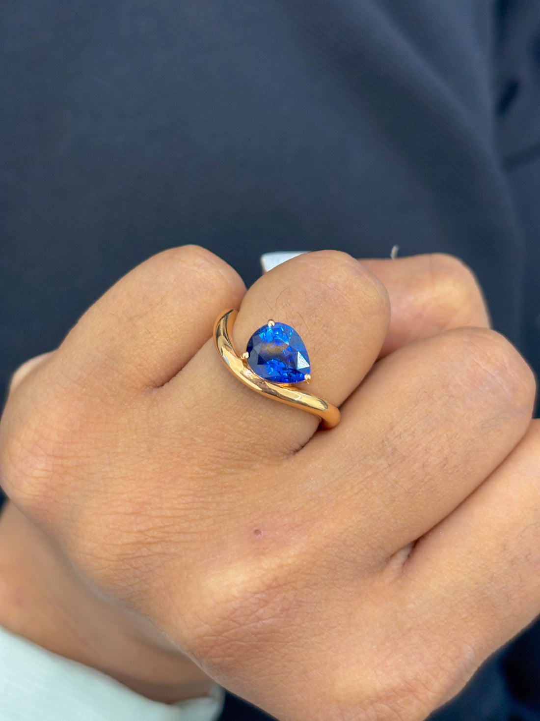 JPRG-1713/4206 Blue Sapphire Pear Wave Ring | 18K
