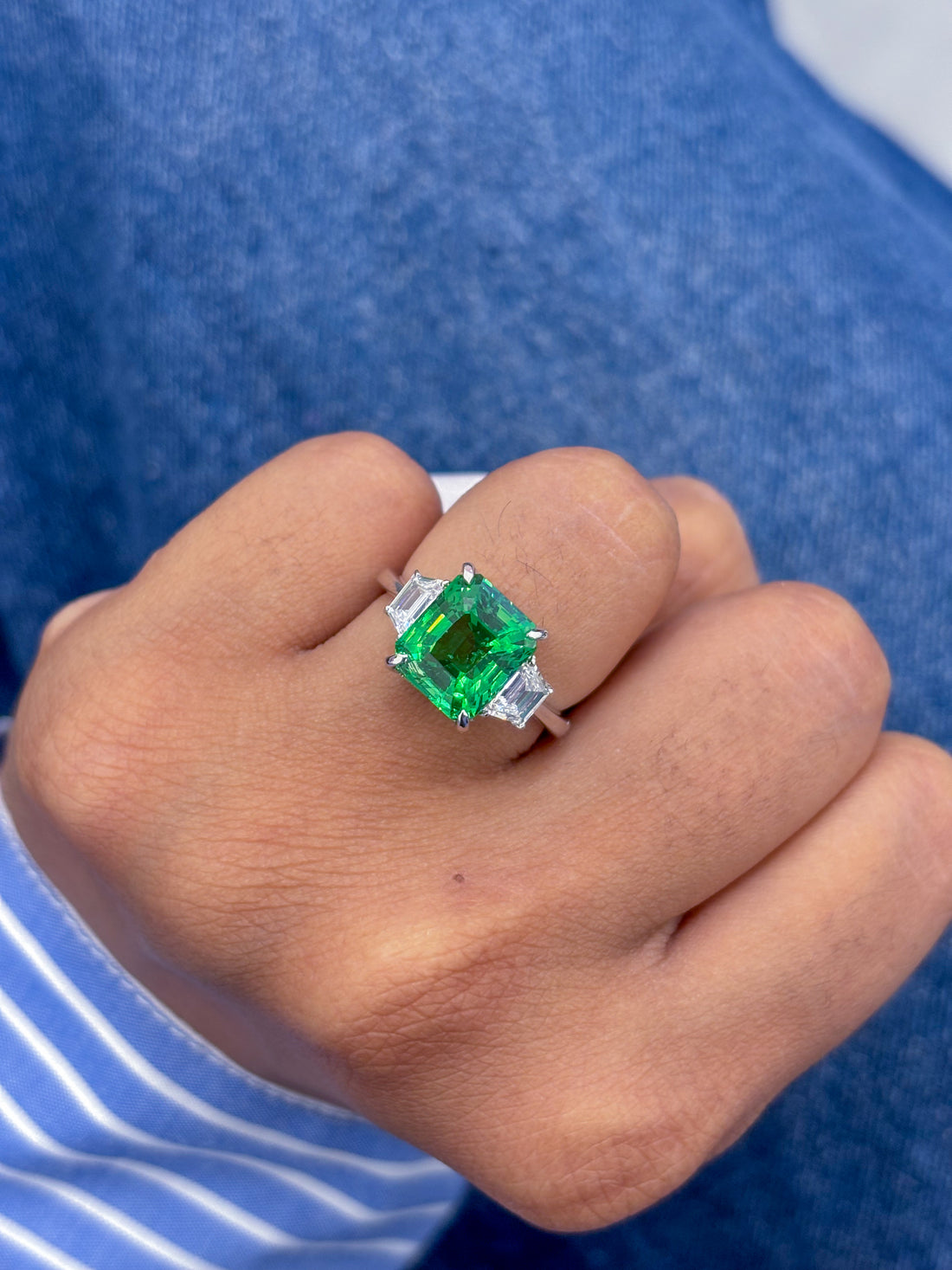 JPRG-1760/4376 Tsavorite Octagon With Fancy Diamond 3 Pc Ring | 18K