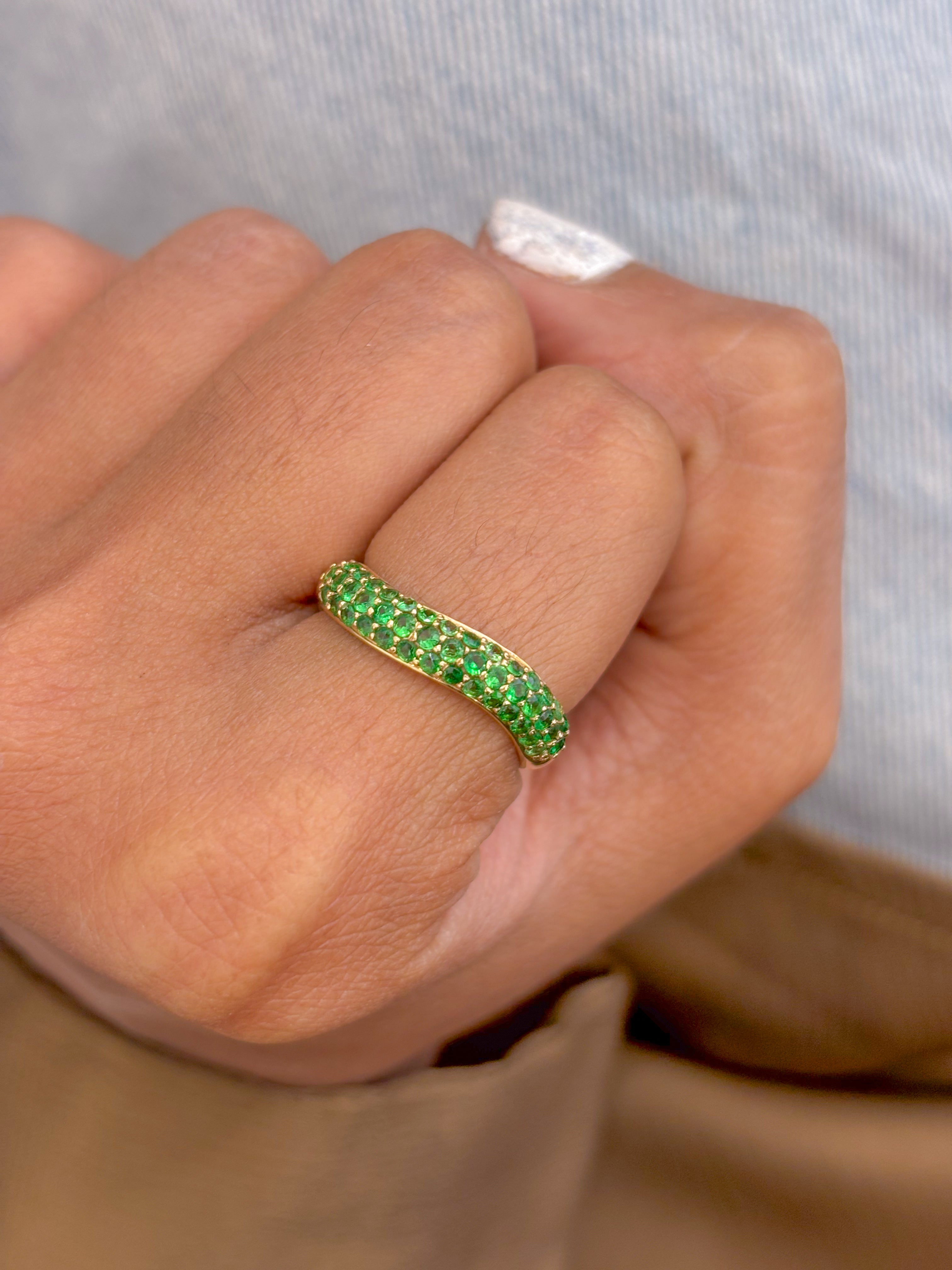 JPRG-2023/4980 Tsavorite Wave Half Ring | 14K