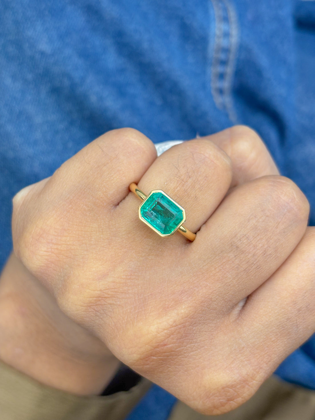 JPRG-2126/5241 Emerald Octagon Bezel Ring | 18K