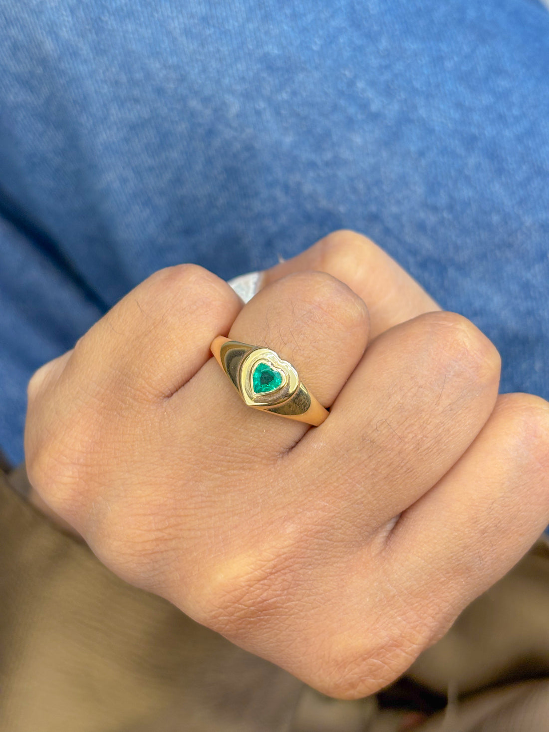 JPRG-2358/5988 Emerald Heart Signet Ring | 14K