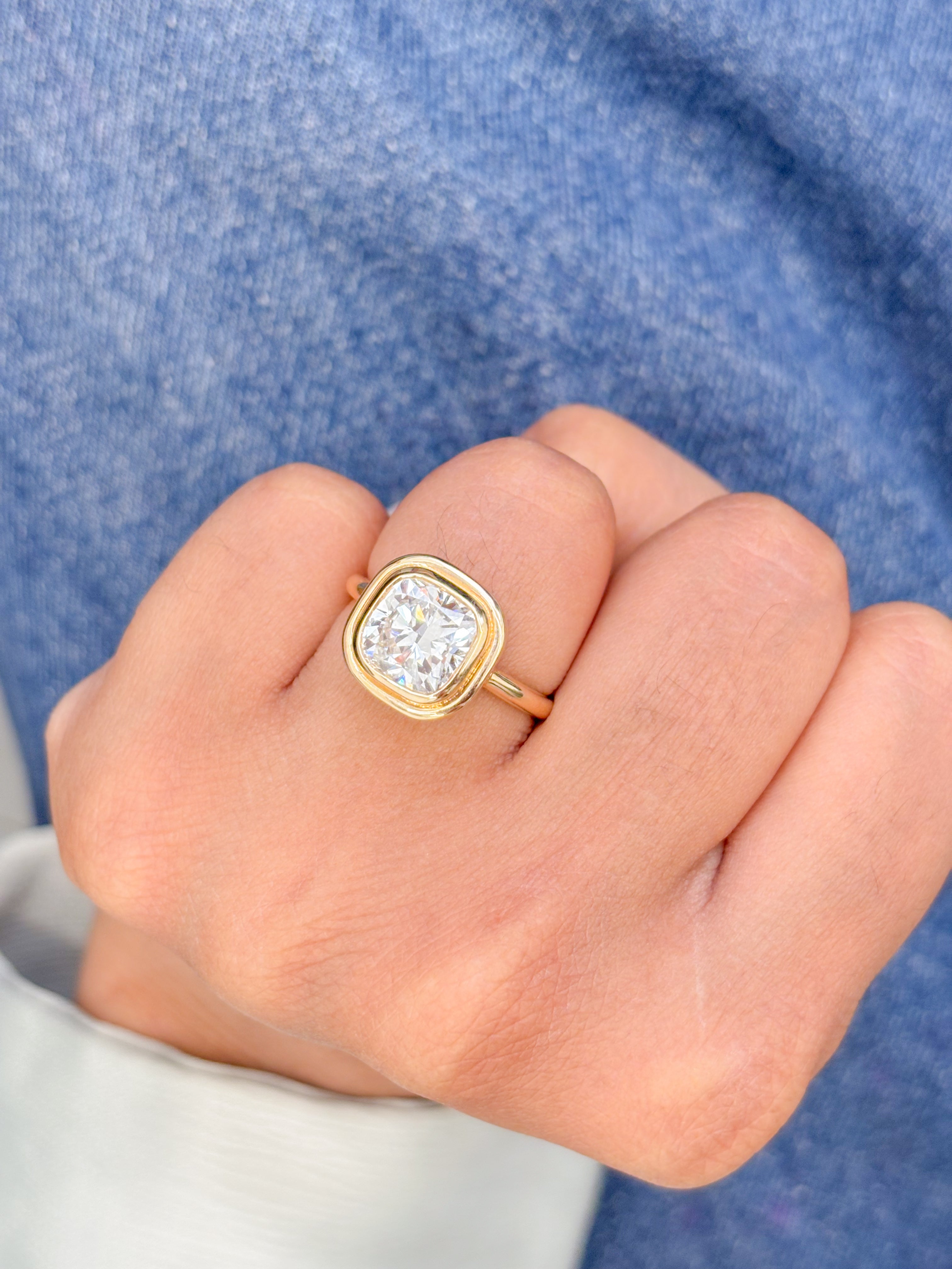 JPRG-2386/6073 Lab Grown Diamond Cushion Bezel Ring | 14K