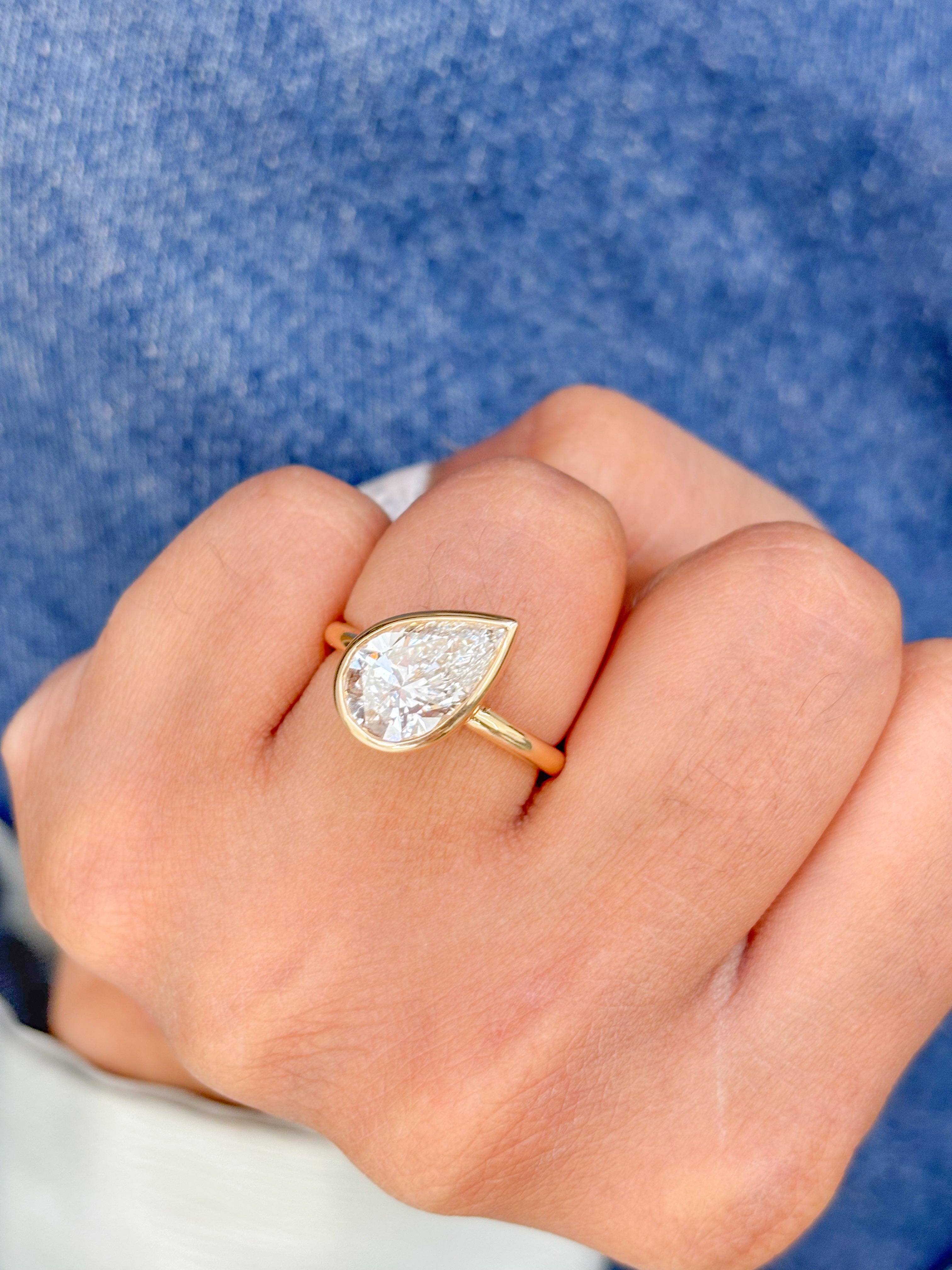 JPRG-2389/6081 Lab Grown Diamond Pear Bezel Ring | 14K