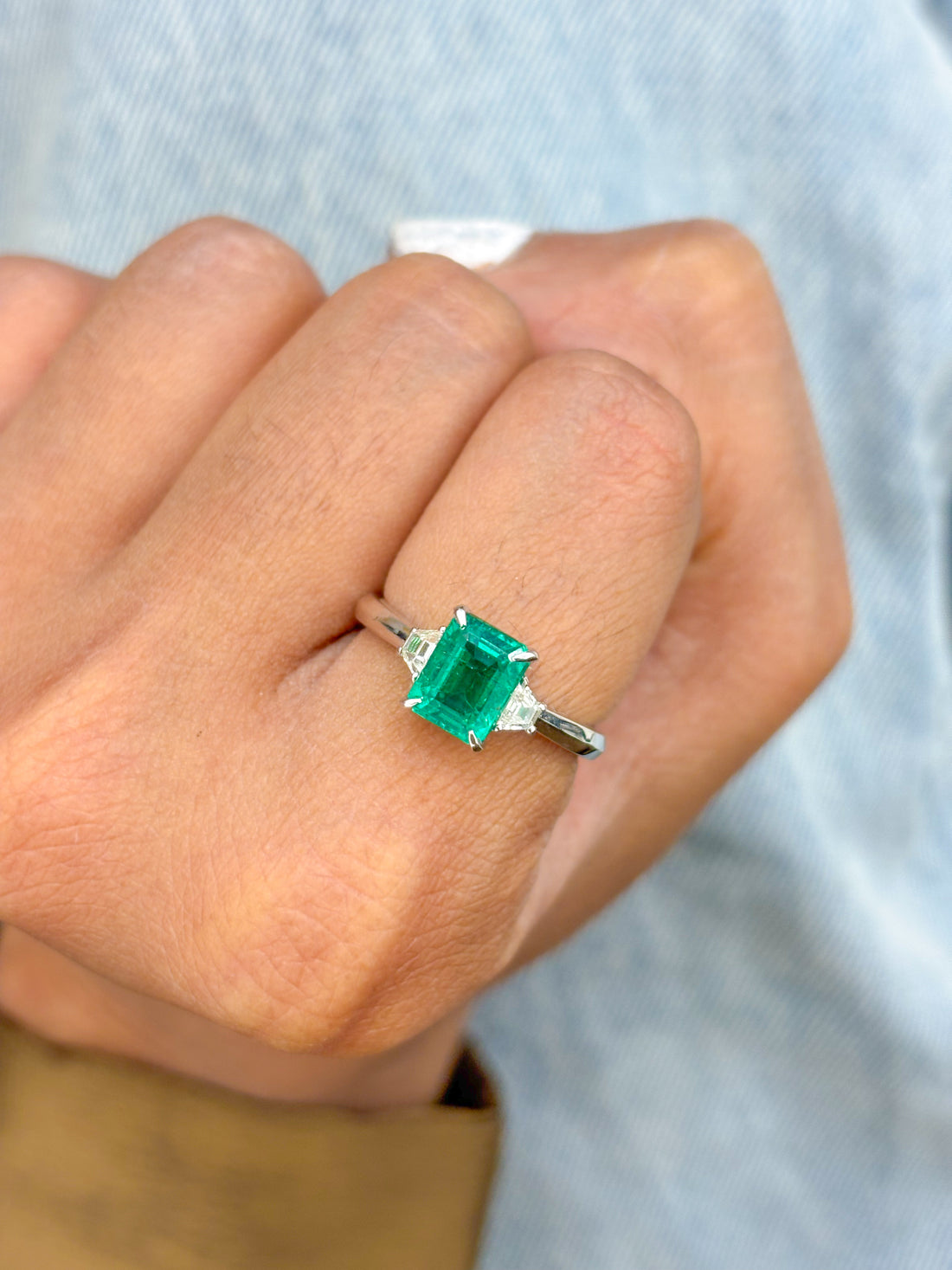 JPRG-2391/6094 Emerald Octagon With Diamond Fancy 3 Stone Ring | 18K