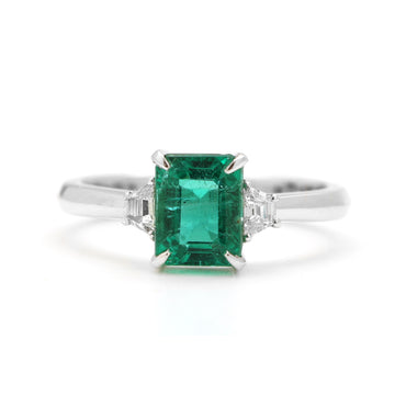 JPRG-2391/6094 Emerald Octagon With Diamond Fancy 3 Stone Ring | 18K
