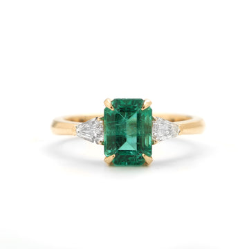 JPRG-2395/6098 Emerald Octagon With Diamond Fancy 3 Stone Ring | 18K