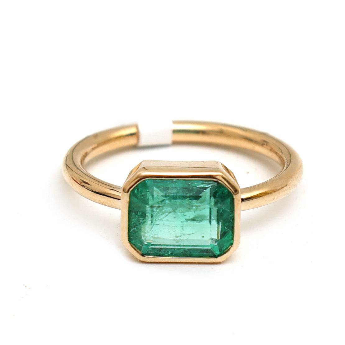 JPRG-2538/6602 Emerald Octagon Bezel Set Ring | 18K