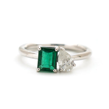 JPRG-2600/6776 Emerald Octagon With Diamond Ring | 18K