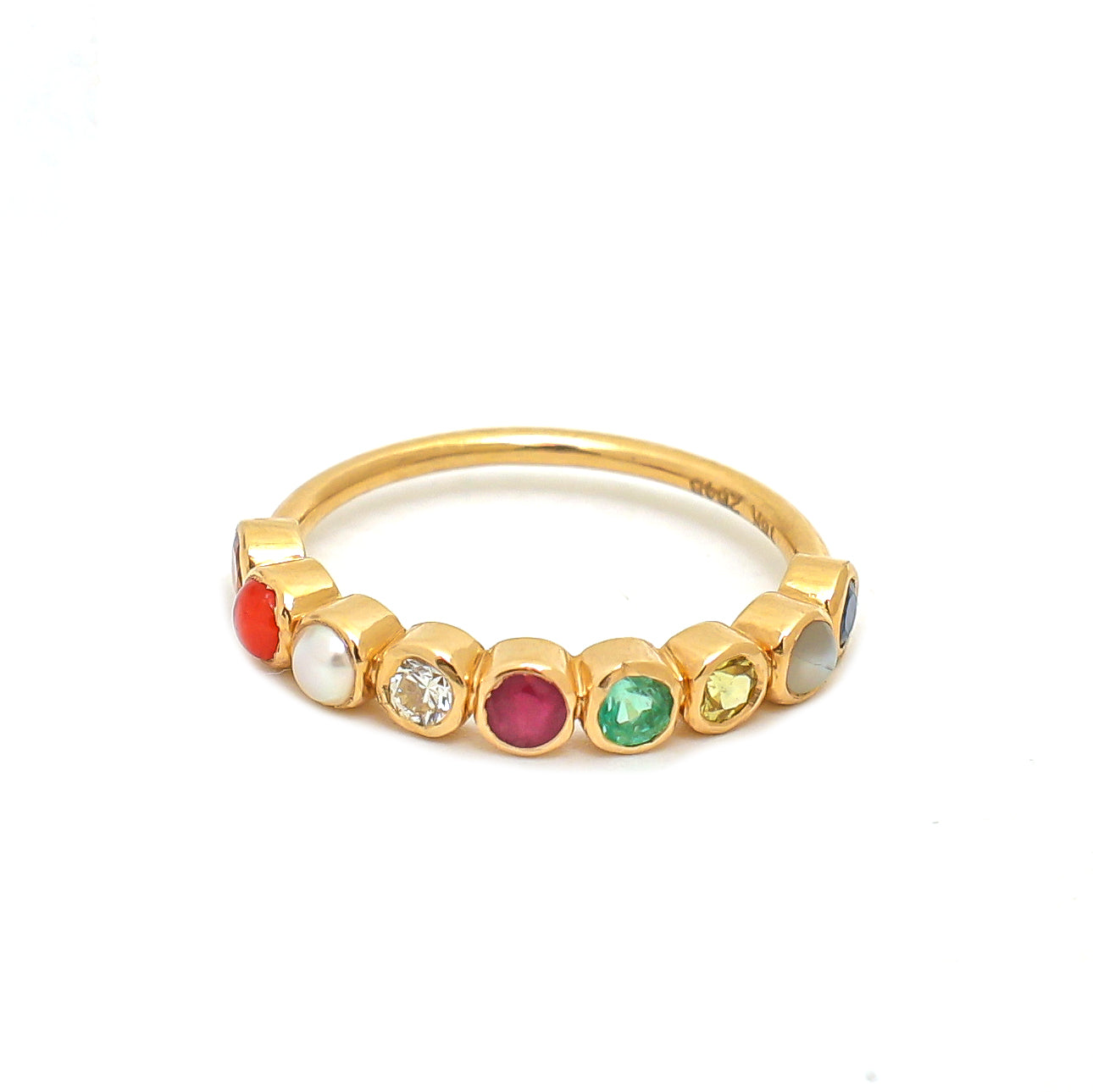 JPRG-2648/6907 Navratna Round Half Bezel Set Ring | 18K