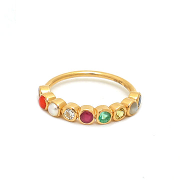 JPRG-2648/6907 Navratna Round Half Bezel Set Ring | 18K