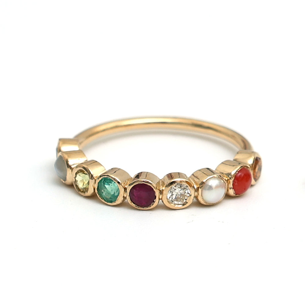 JPRG-2648/6907 Navratna Round Half Bezel Set Ring | 18K