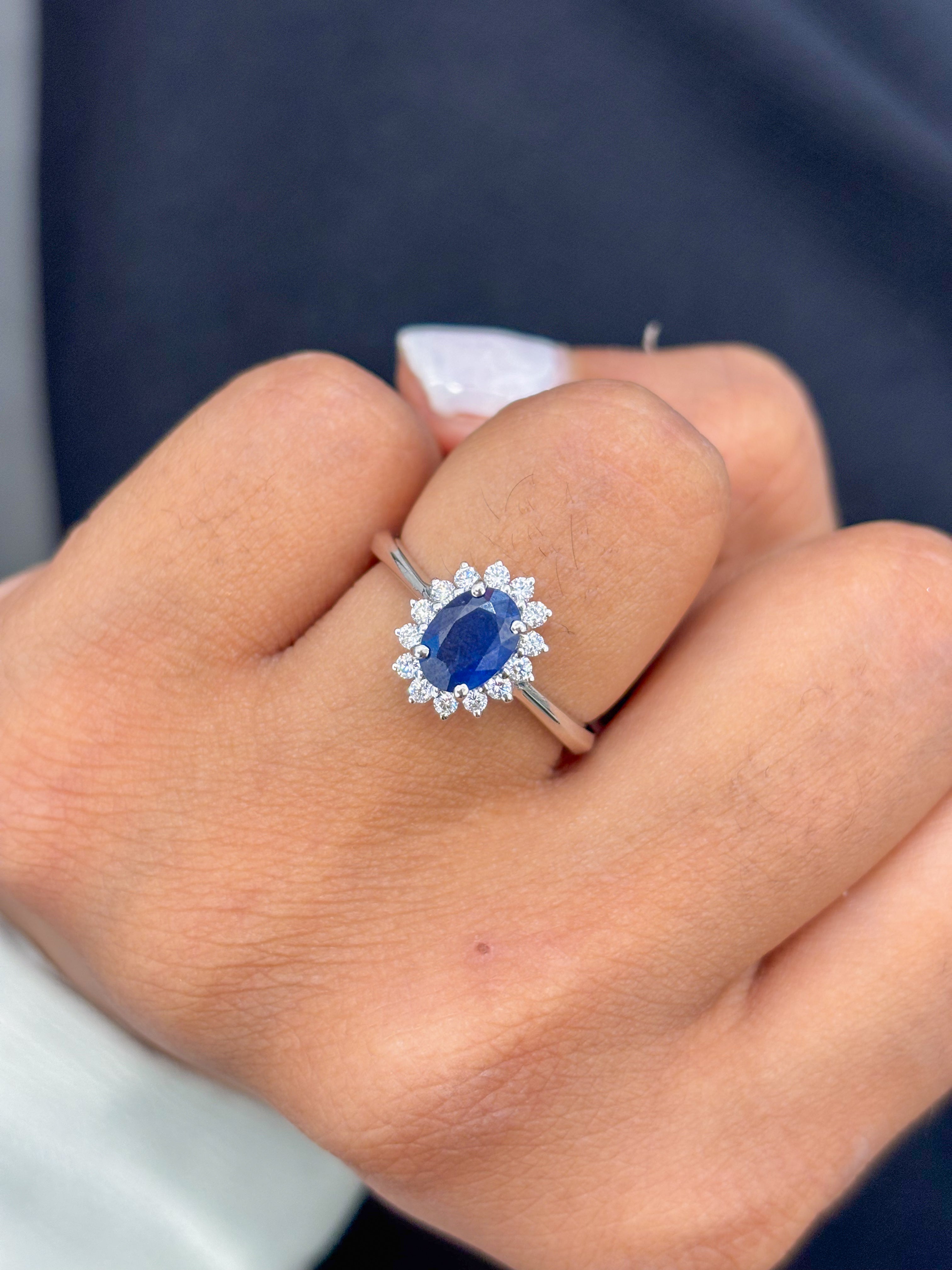 JPRG-2687/6971 Blue Sapphire Oval Diamond Cut Ring | 18K