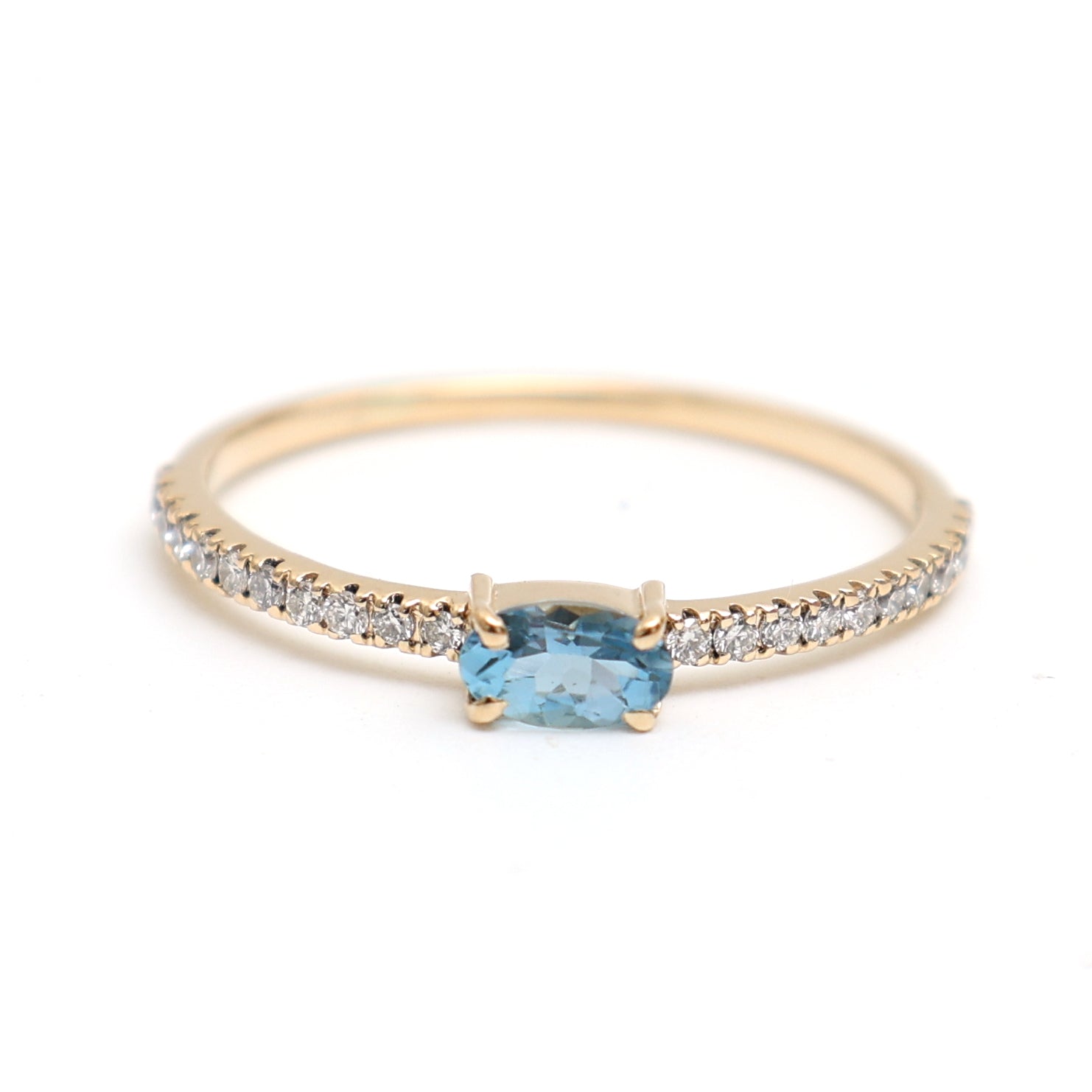 JPRG-2701/7010 Aquamarine Oval 5X3 With Diamond Thin Ring | 18K